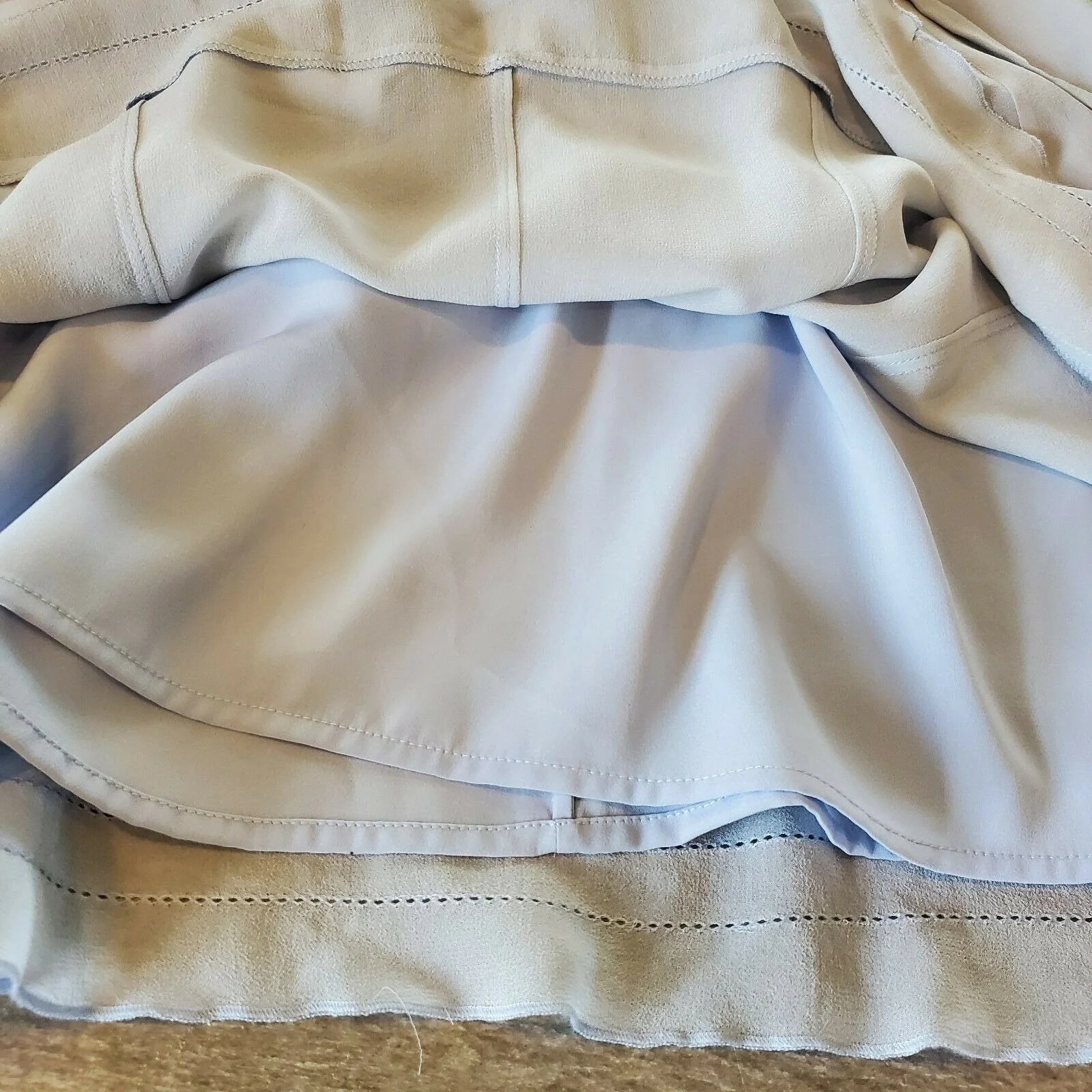 00s Banana Republic Silk Fit N Flare Sleeveless Dress Light Blue V-Neck by Banana Republic - Image 5