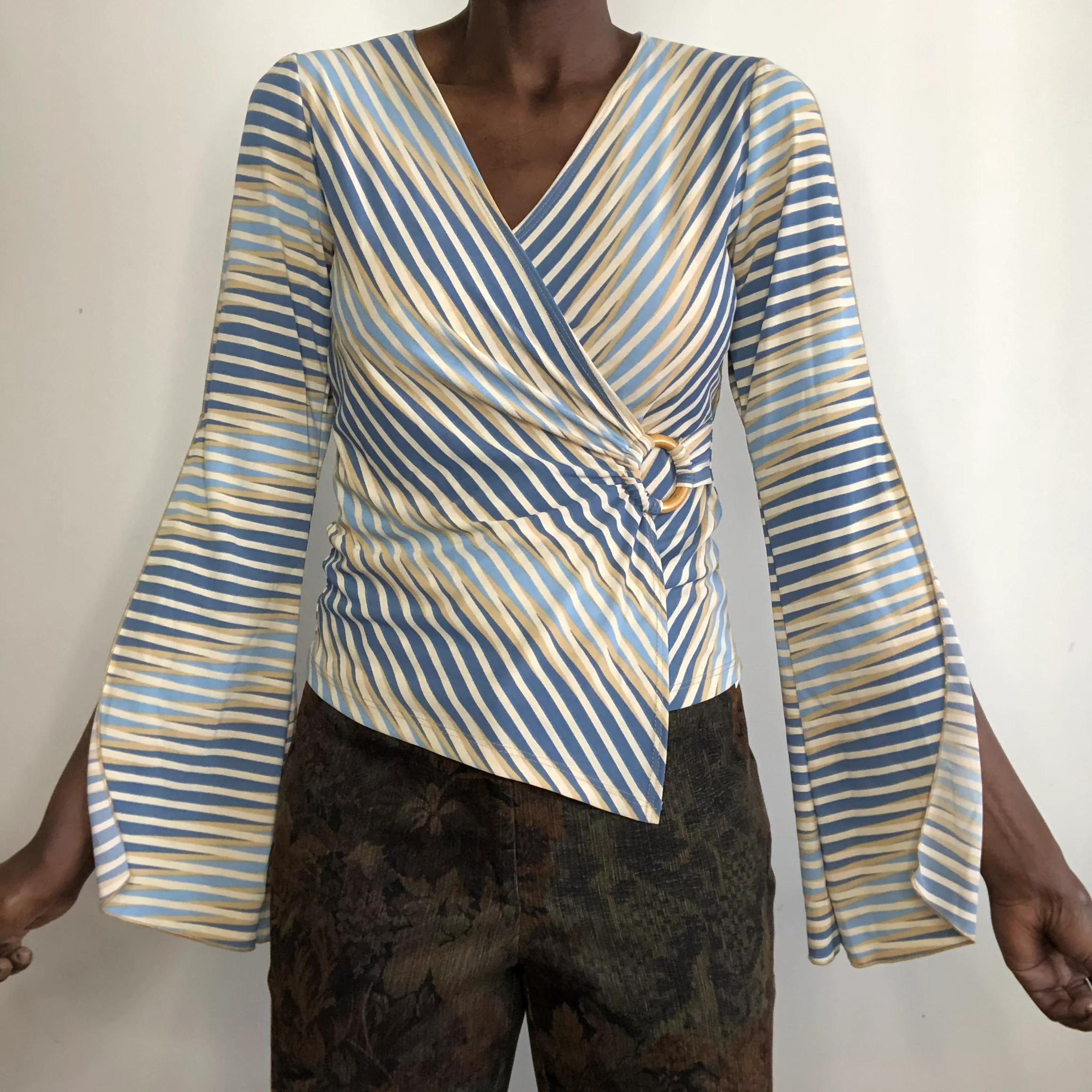 00s Bell Sleeve Striped Fairy Top Blouse - Image 3