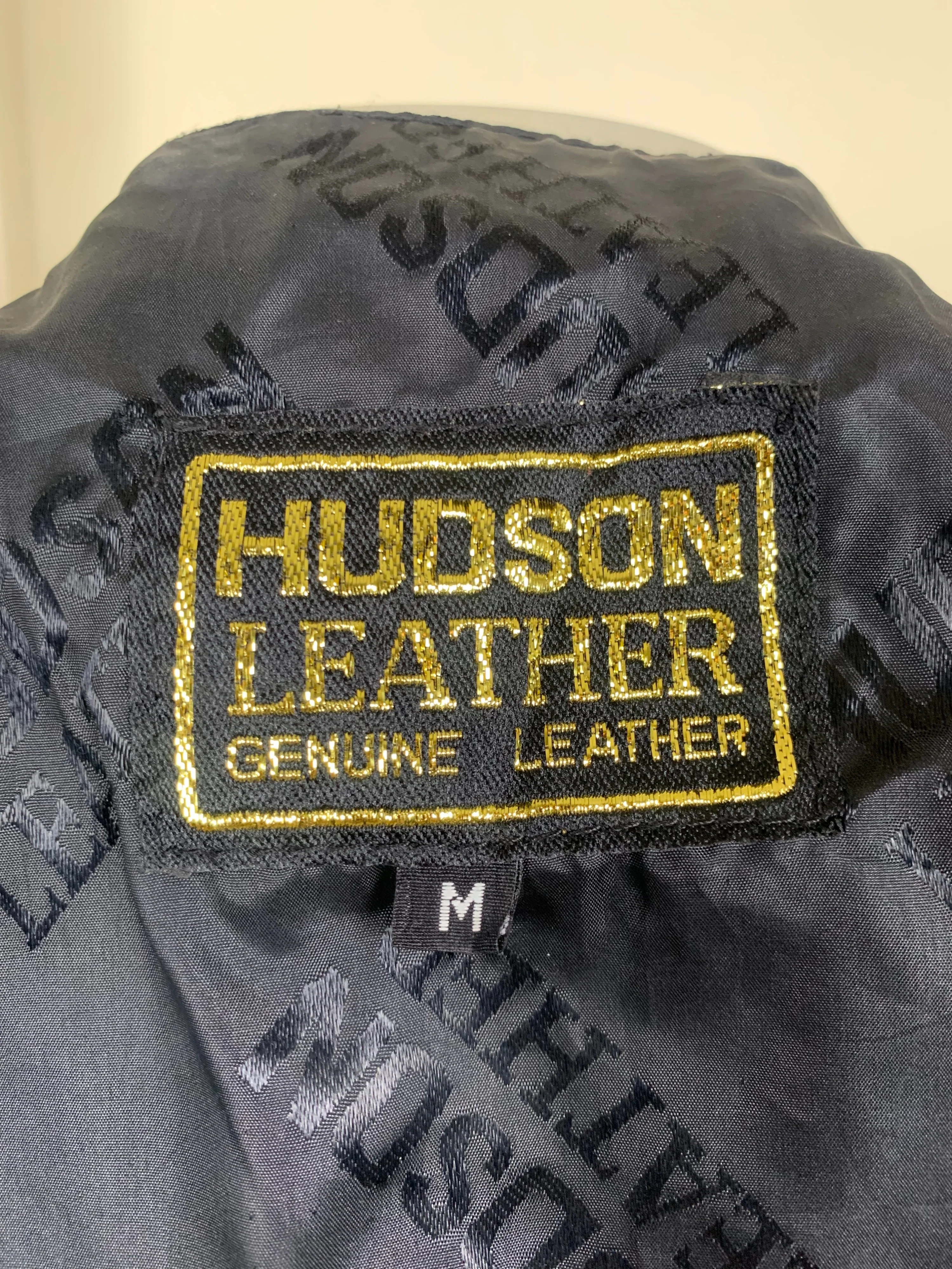 00s Black Leather Motorcycle Vest with Patches by Hudson Leather - Image 3