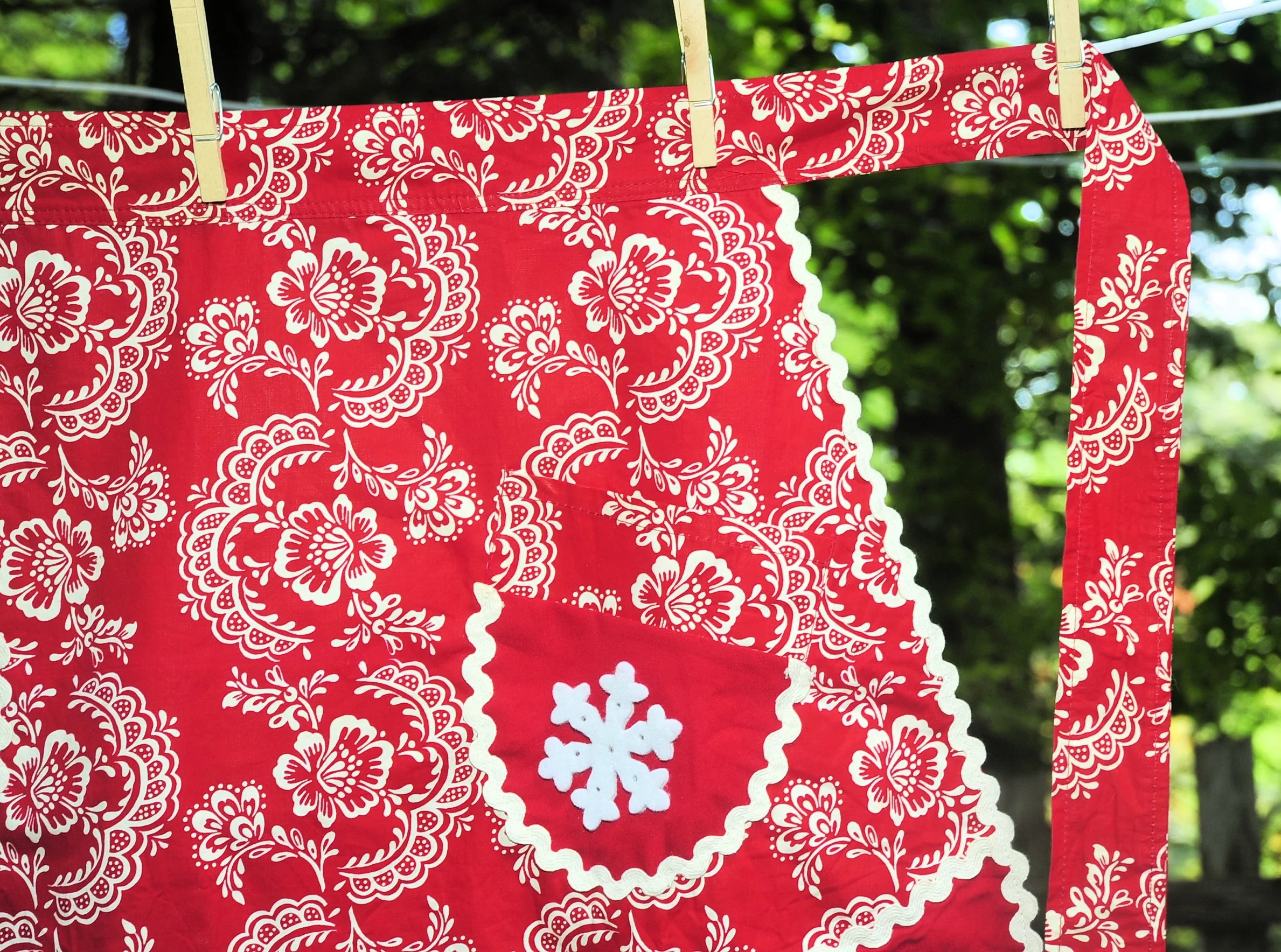 00s Christmas Red Half Apron Snowflake Pocket Dl Rhein - Image 6