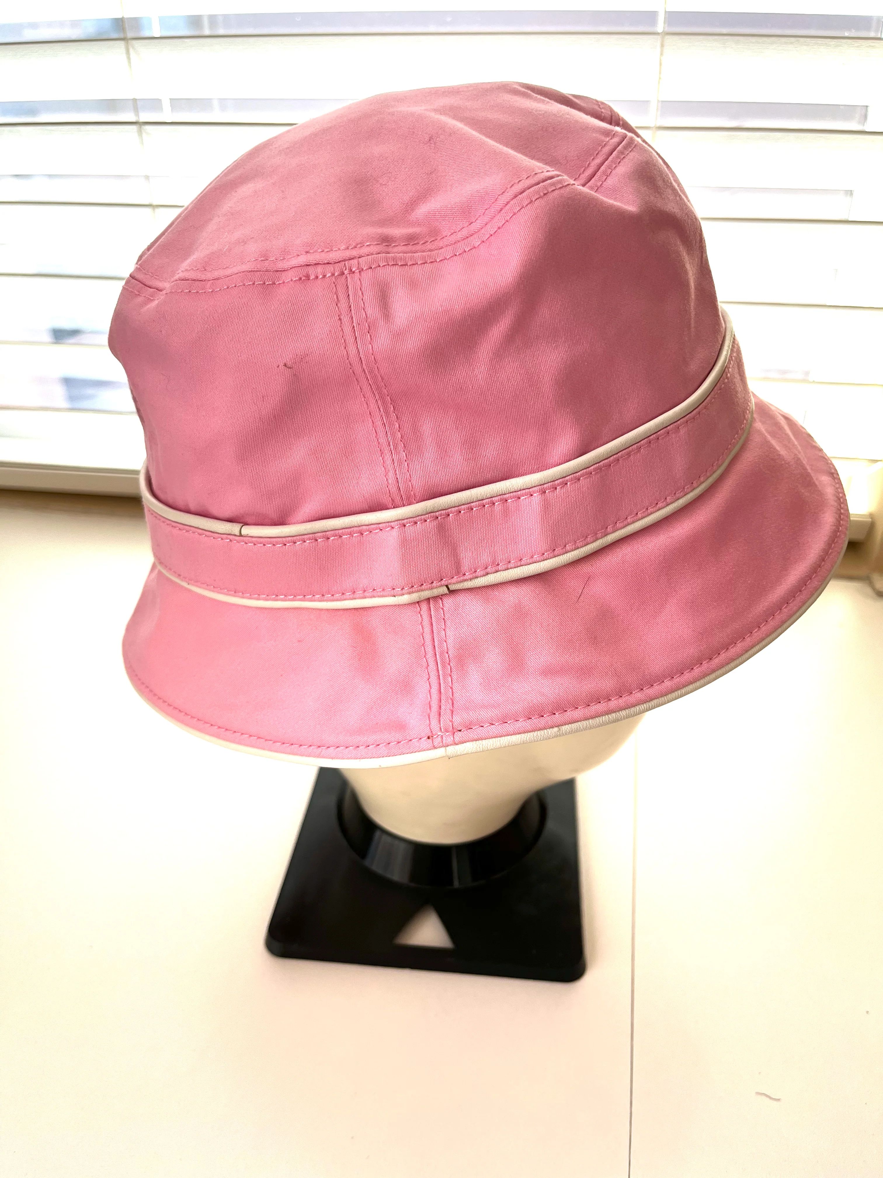 00s Coach Pink Cotton Turnlock Bucket Hat By Coach - Image 4