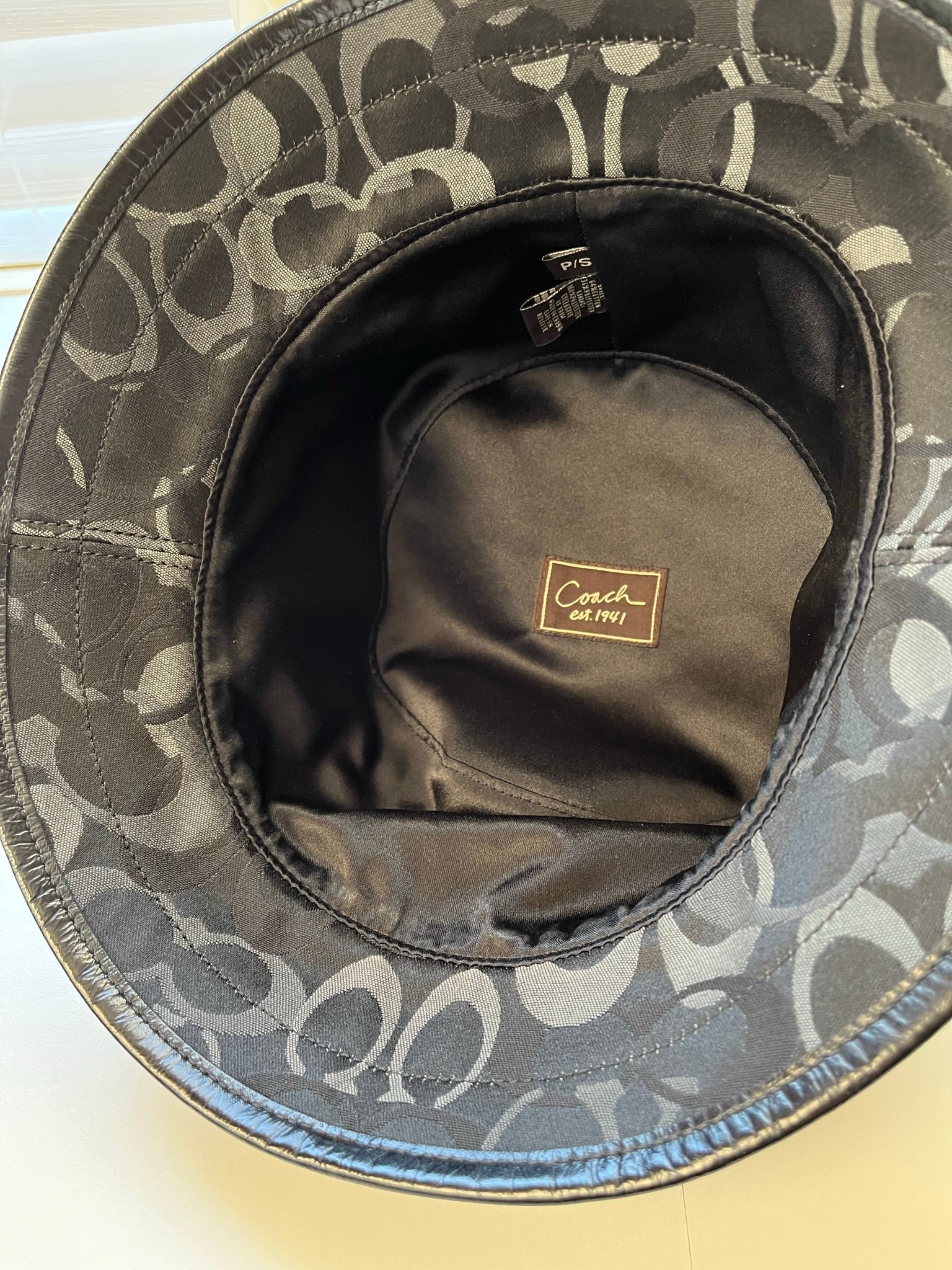 00s Coach Signature Bucket Hat Black Gray Ps By Coach - Image 5