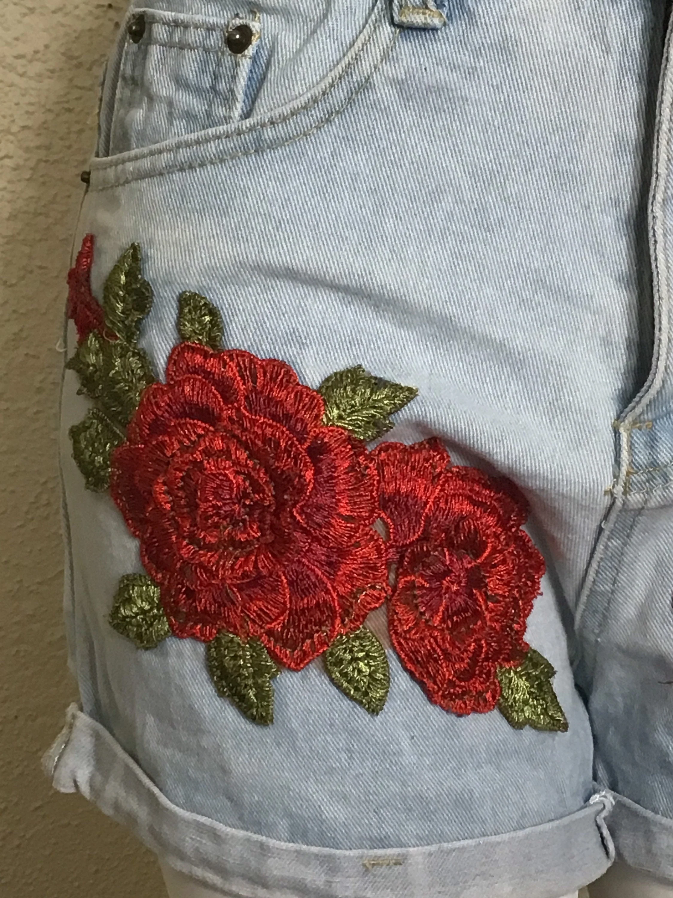 00s Distressed Blue Jean Red Rose Denim Cut Off Shorts - Image 3