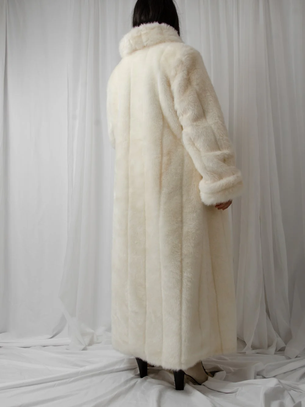 00s Fluffy Full-length Faux Fur Coat - Image 3