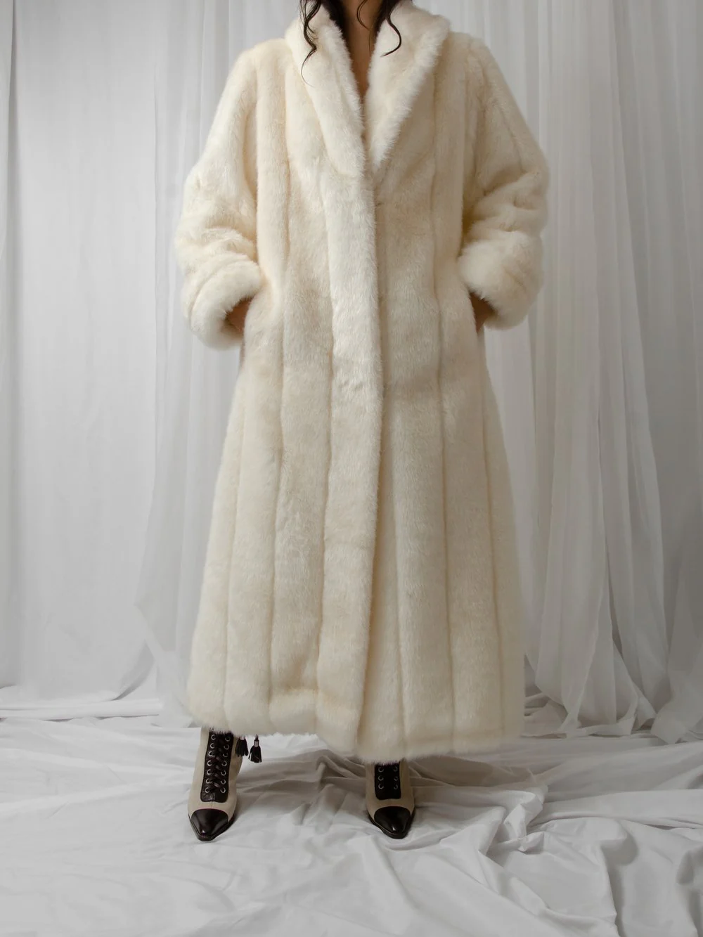 00s Fluffy Full-length Faux Fur Coat - Image 5