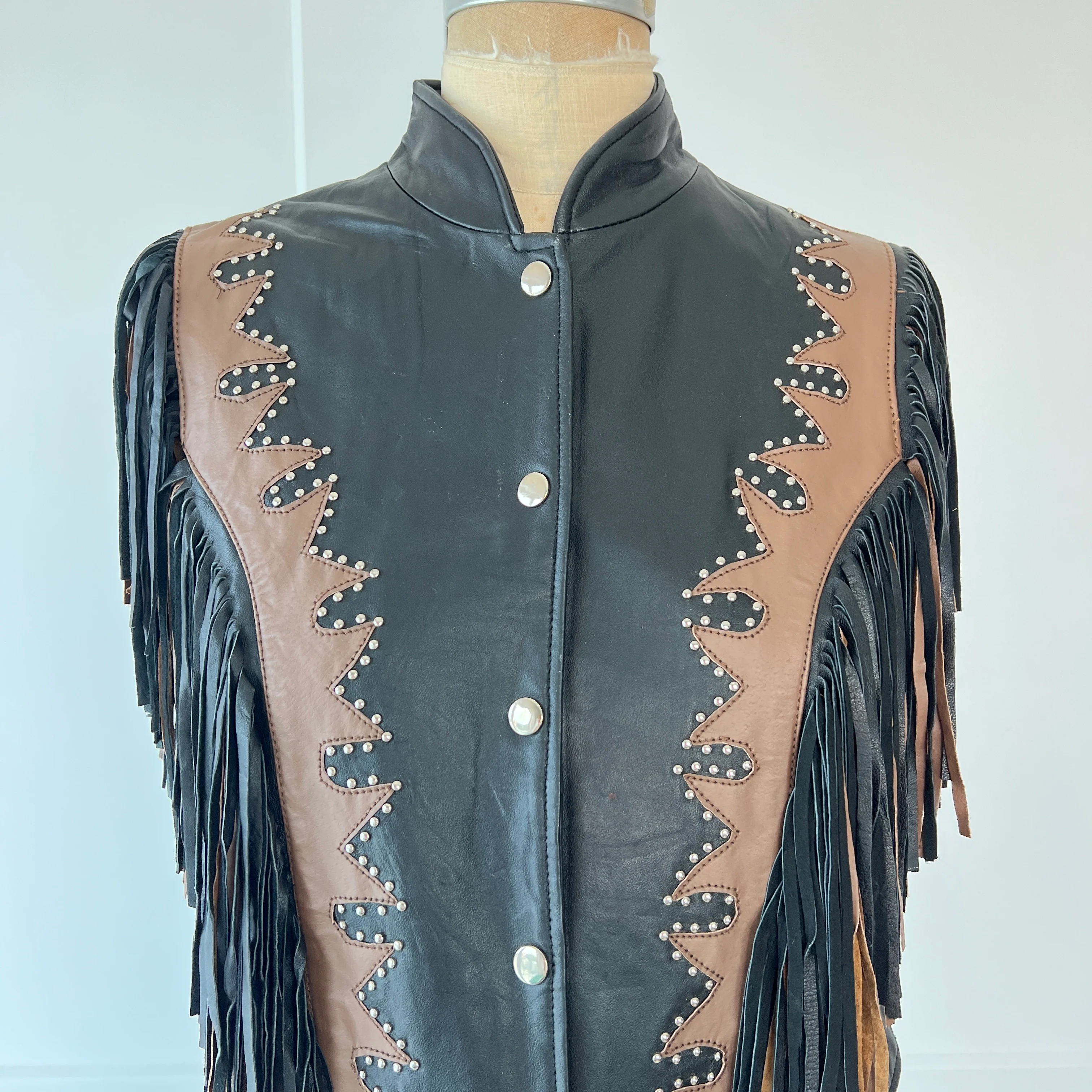 00s Leather Studded Fringe Vest - Image 7