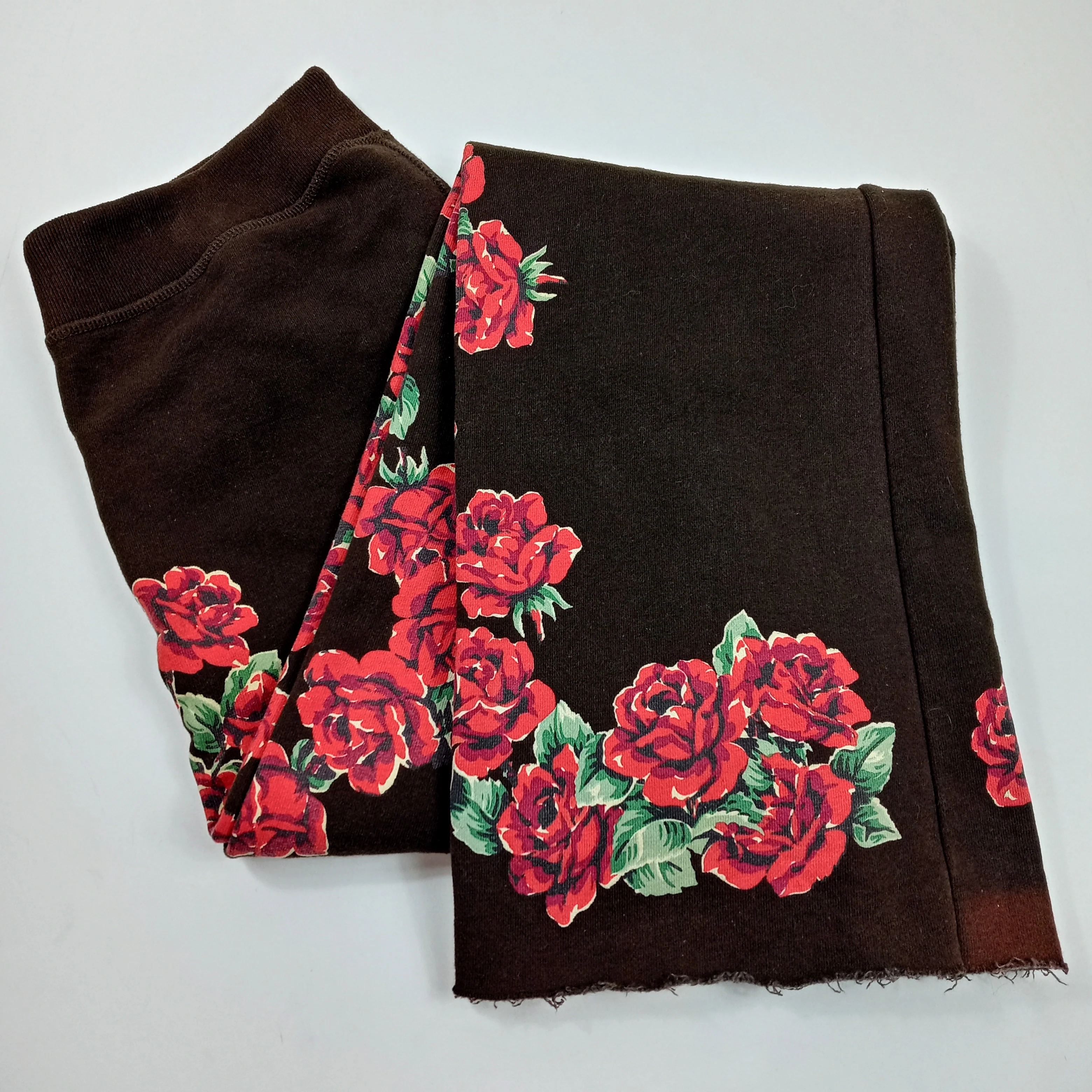 00s Low Rise Bootcut Red Rose Floral Brown Sweatpants By Lucky Brand - Image 4