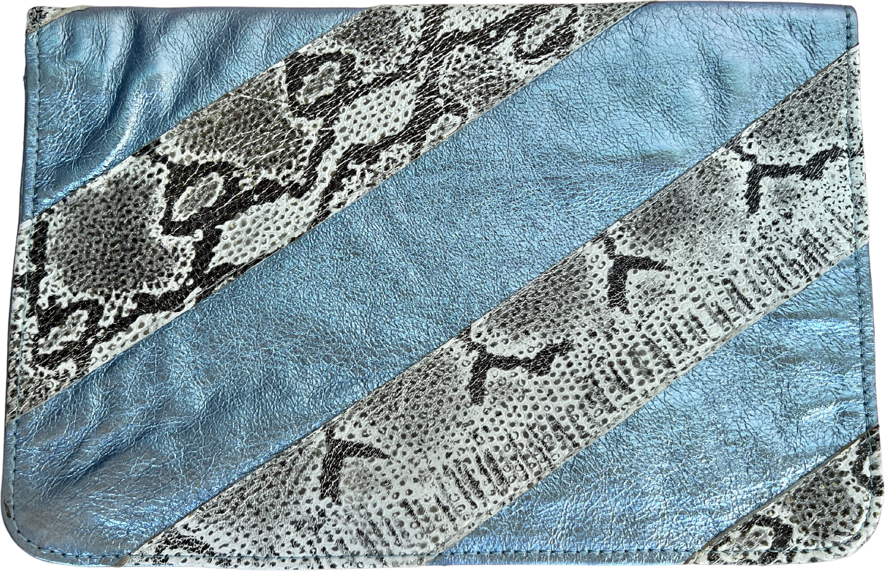 00s Metallic Faux Reptile Clutch by Bianca White - Image 2