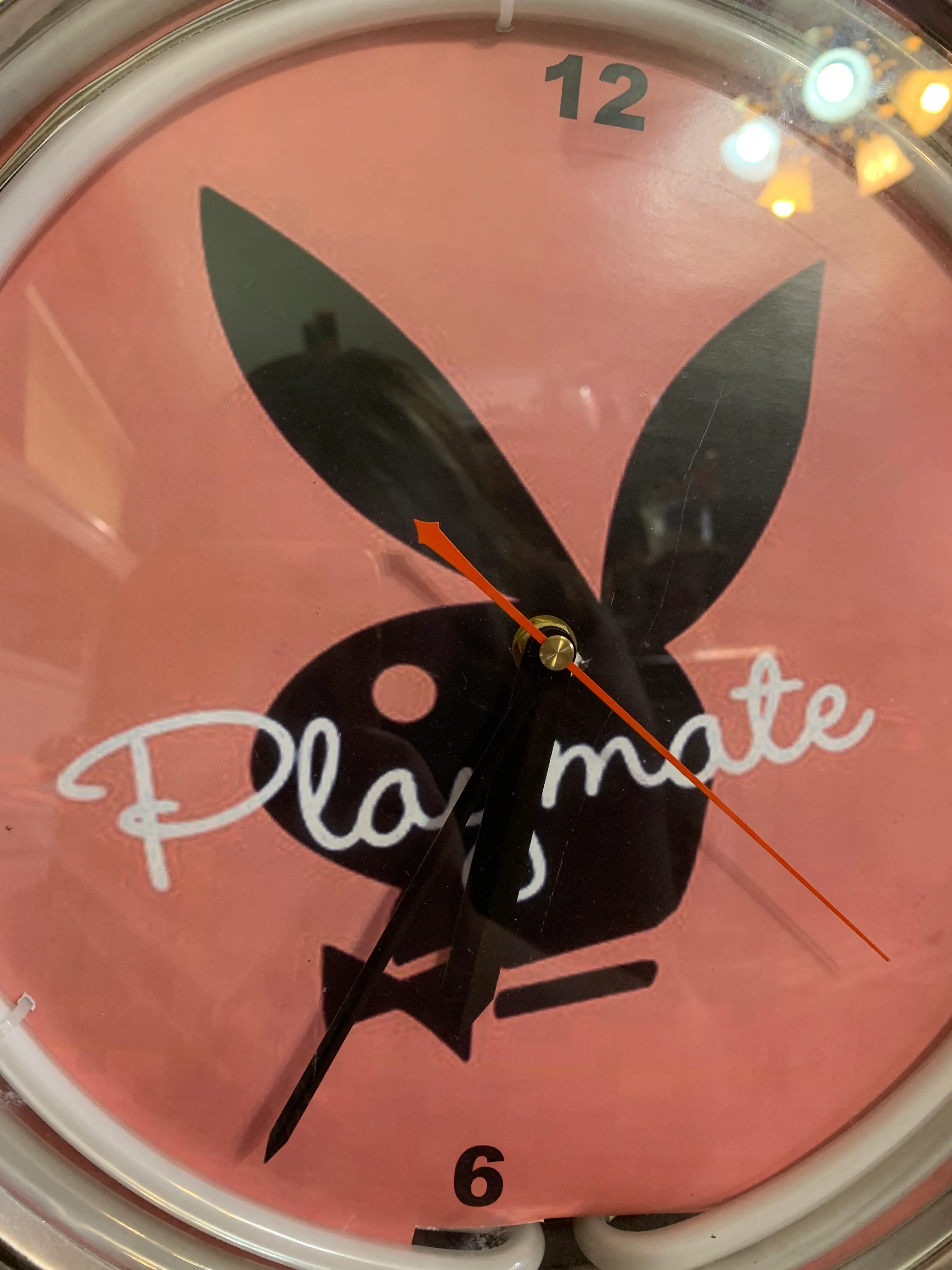 00s Neon Playmate Circle Clock - Image 3