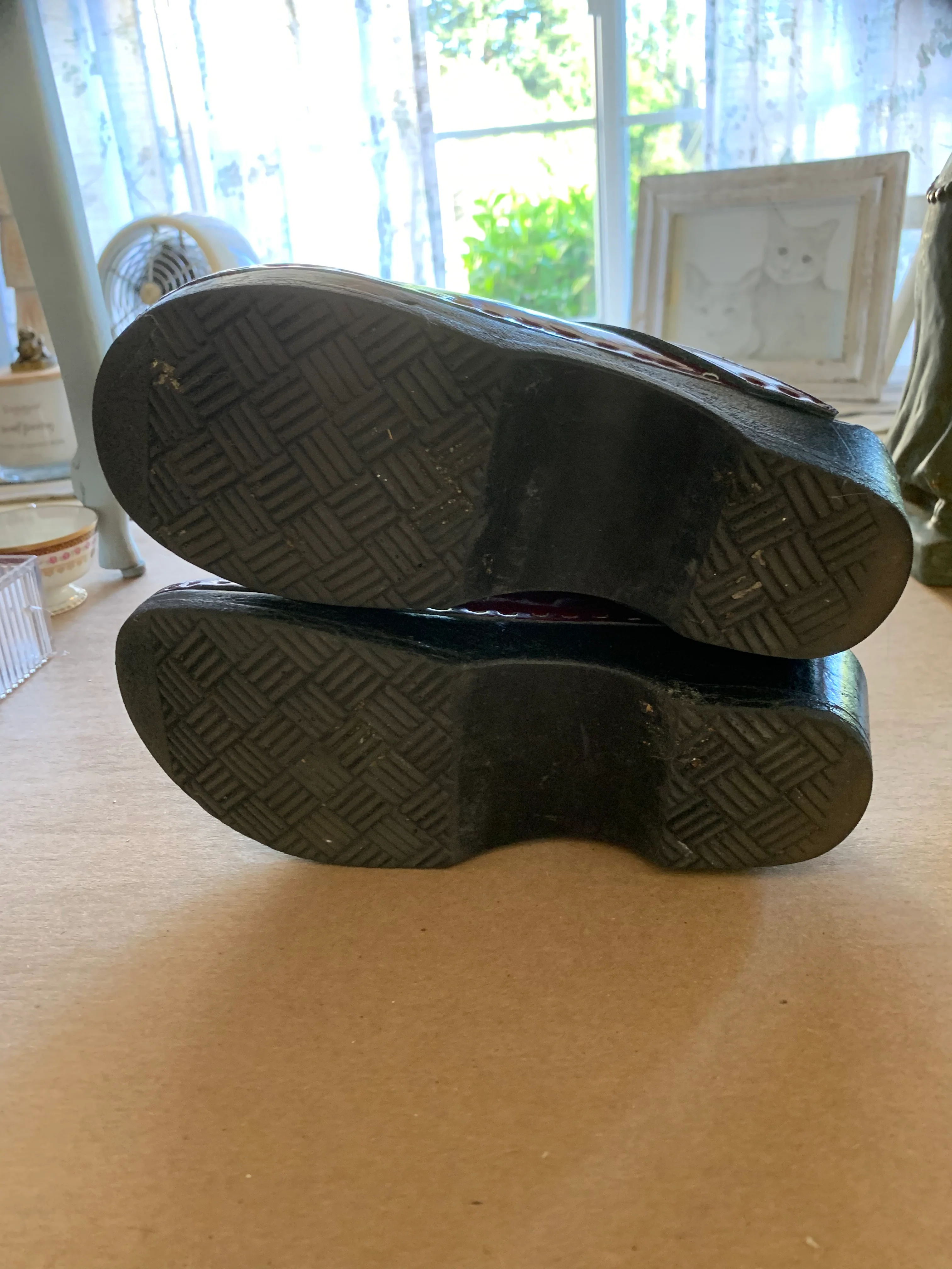 00s Original Burgundy Patent Leather Wood Heel Clogs By Clog Master - Image 4