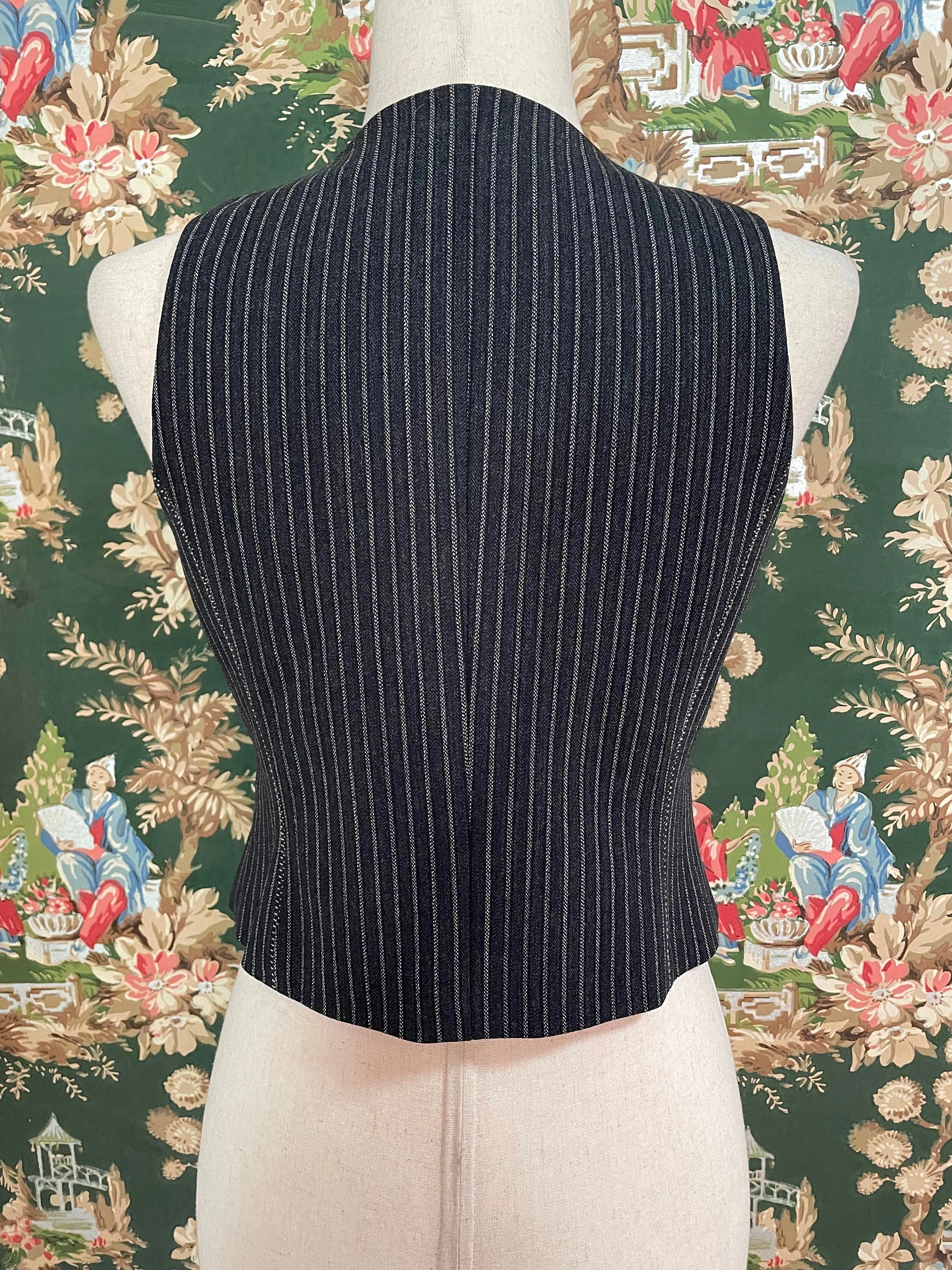 00s Vintage Les Copains Gray Wool Pinstripe Vest by Les Copains - Image 4
