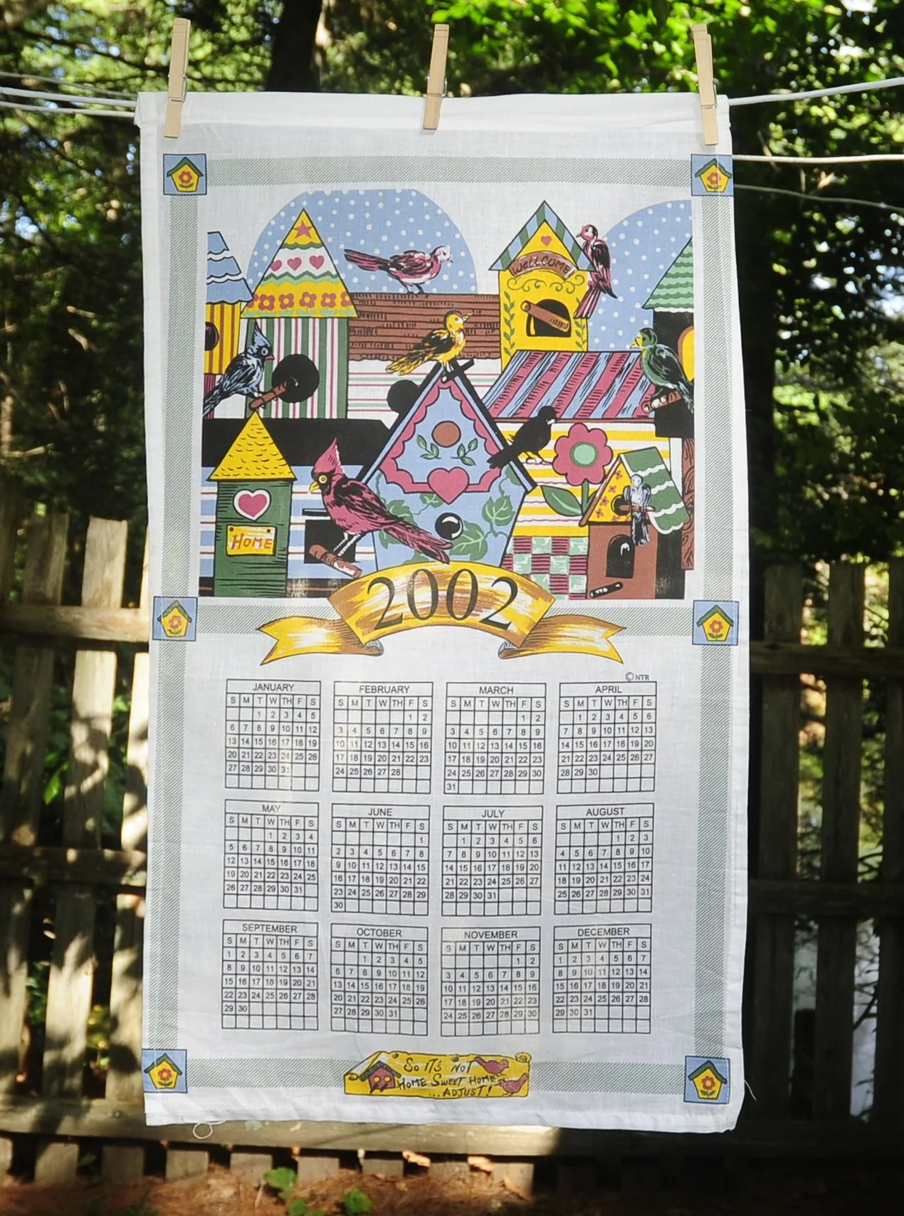 00s Vtg 2002 Birdhouses Garden Birds Calendar Towel - Image 3