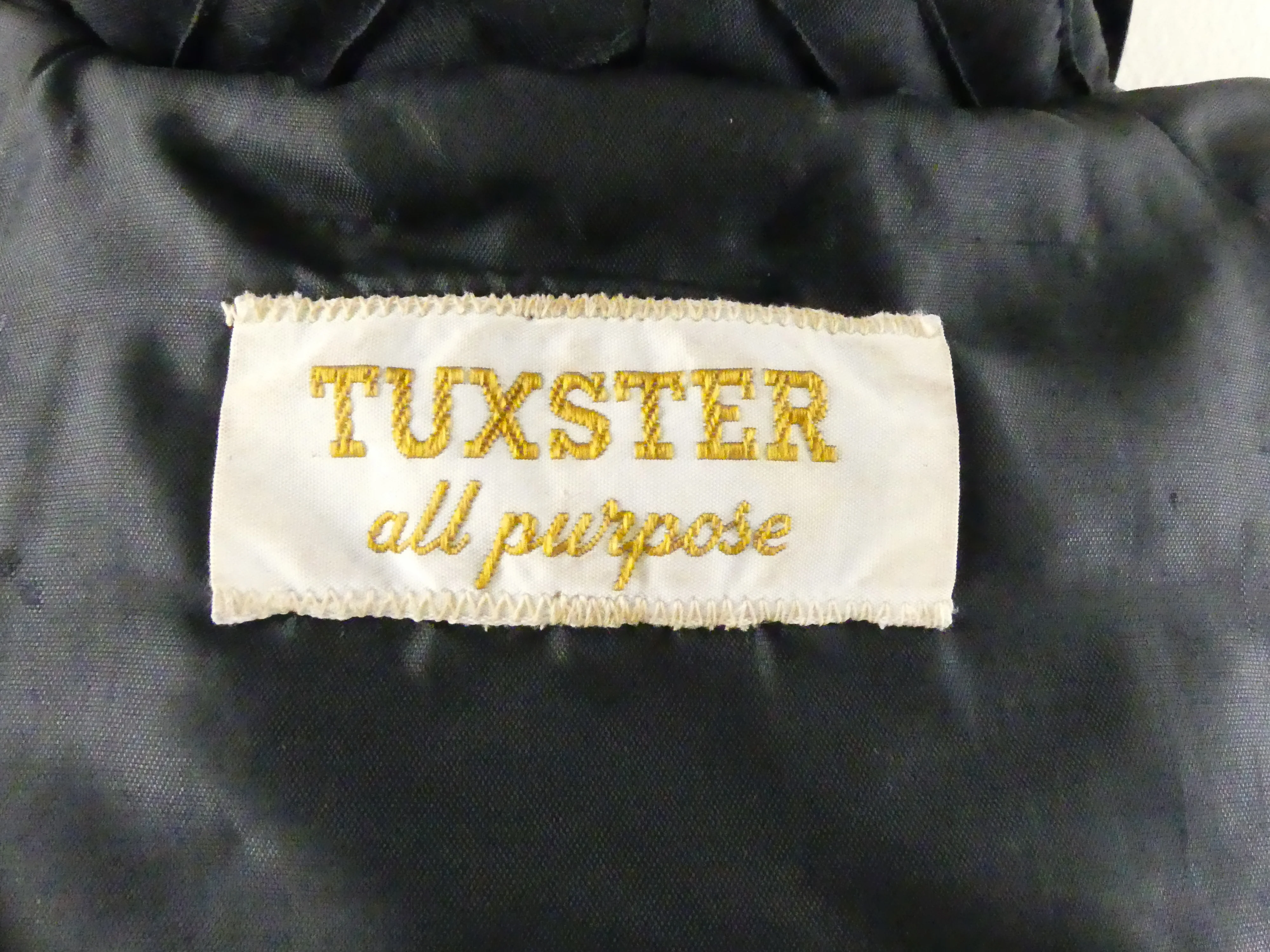 100% Cotton Pintuck Cape/cloak By Tuxster All Purpose - Image 3