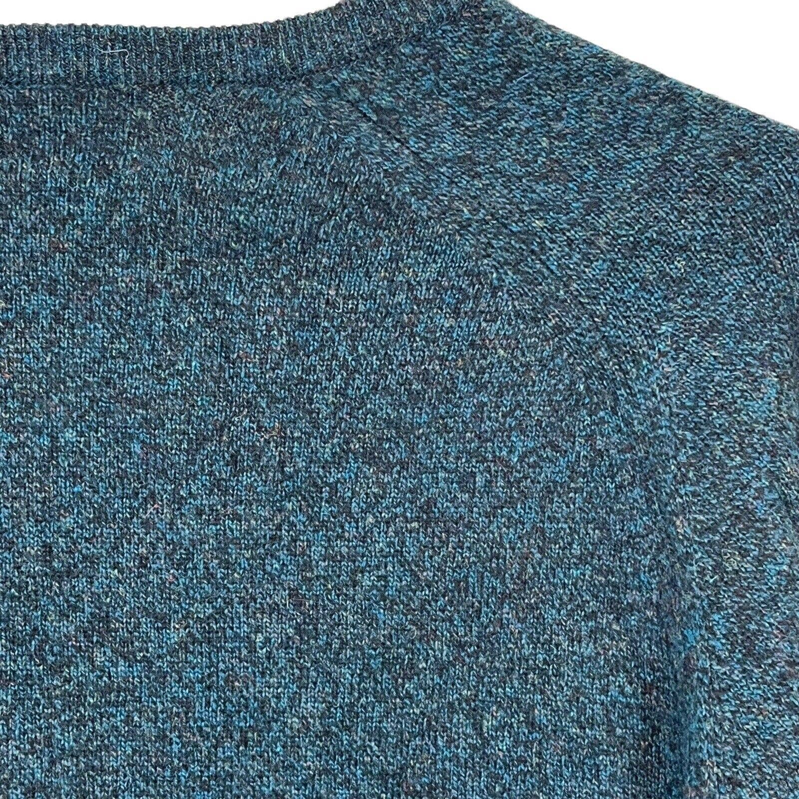 100% Lambswool Green Sweater 60s V-Neck Men's Sz L Xl by Gayfoz of Auchtermuchty - Image 6