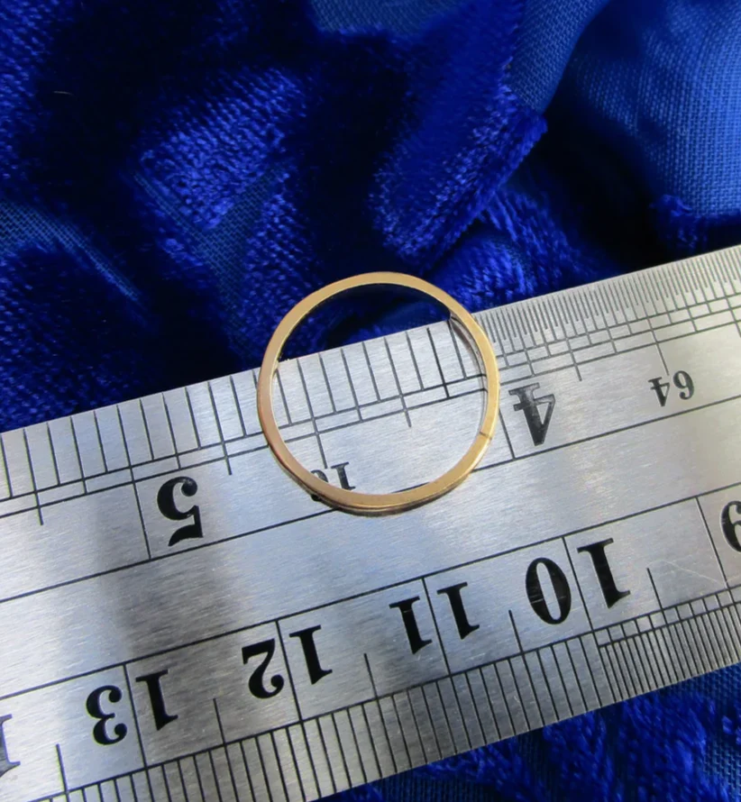 10s/20s 14k Gold Traditional Wedding Stacking Band Ring - Image 7