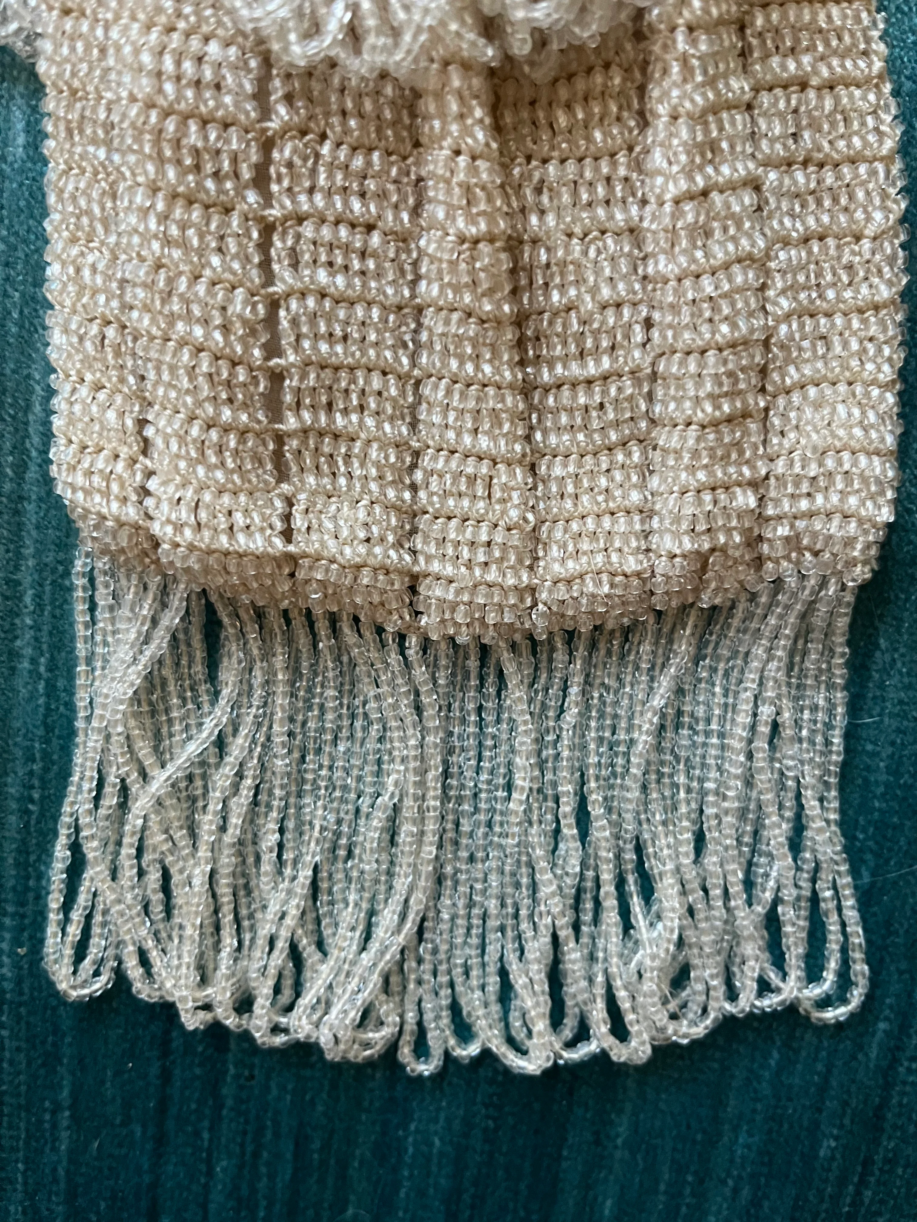 10s/20s Flapper Era Beaded Reticule In White - Image 8