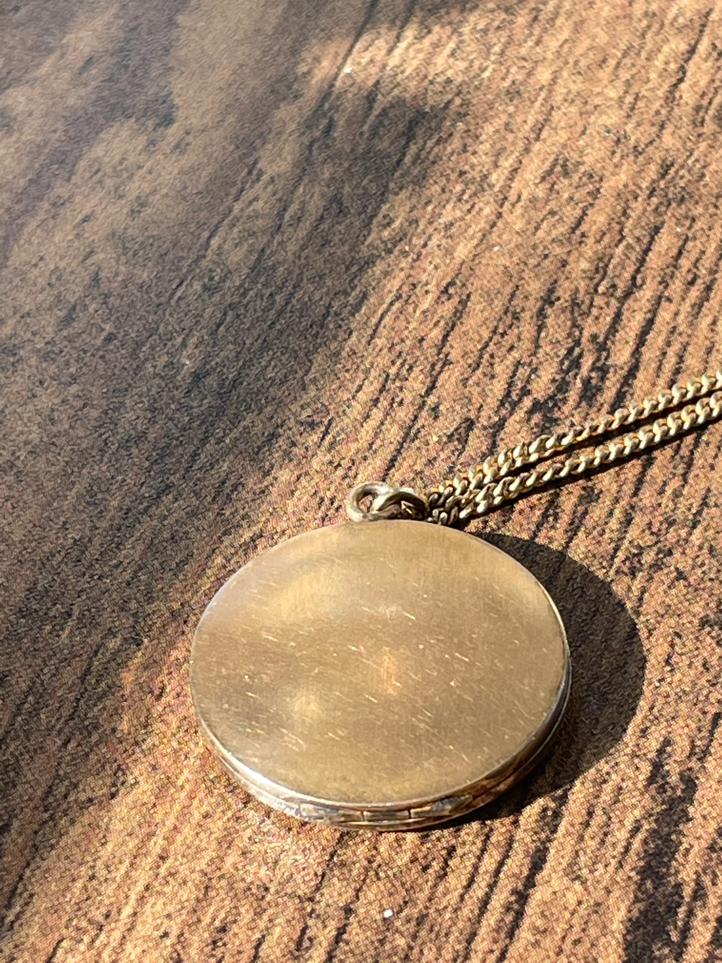 10s/20s Gold Filled Antique Etched Locket by Lmfg Co - Image 4