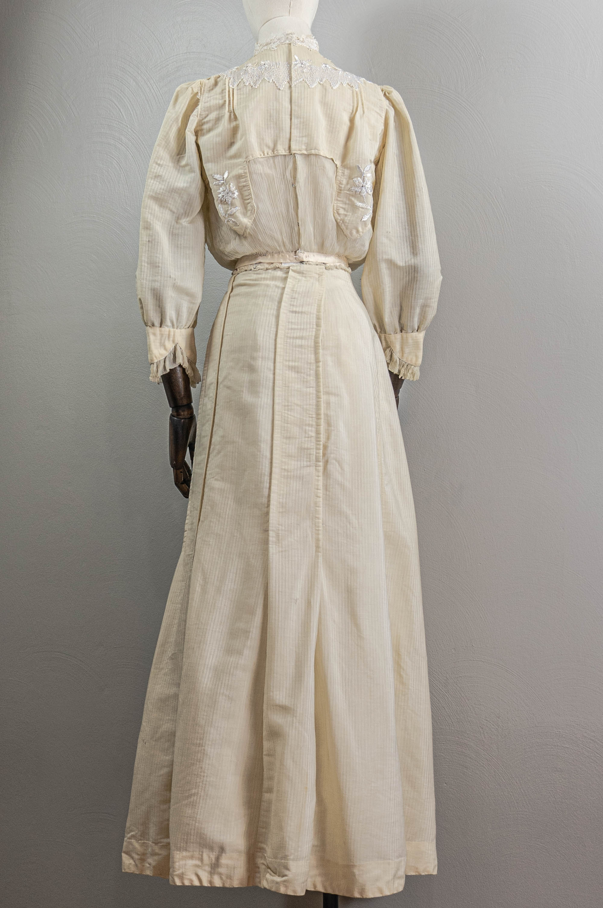 10s/Edwardian Cream Wool Walking Suite Embroidery Beading - Image 7