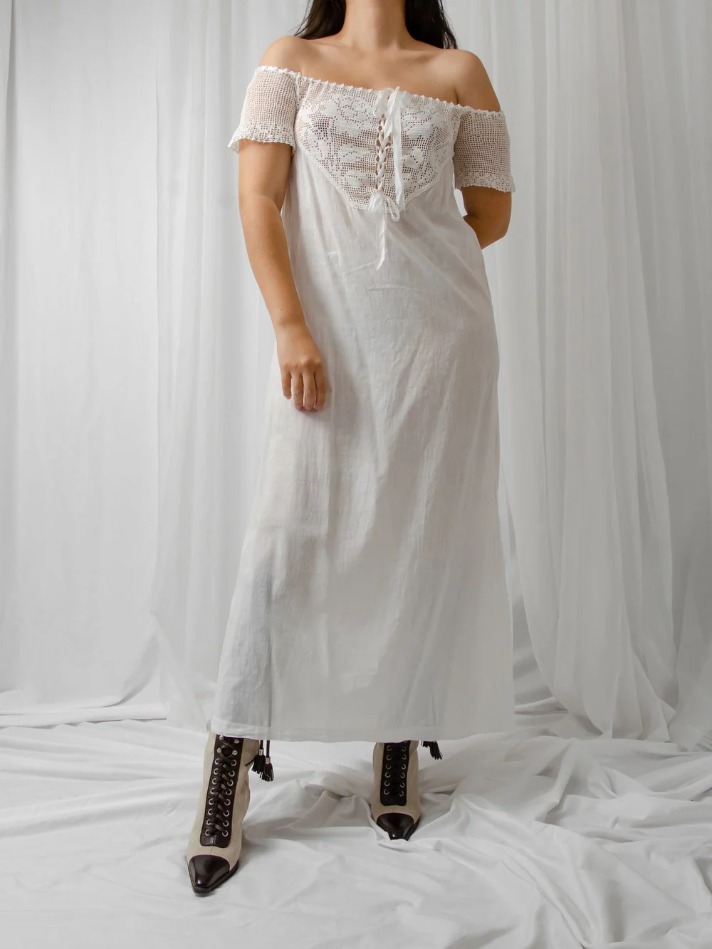 10s/Edwardian Off The Shoulder Crochet Dress - Image 4
