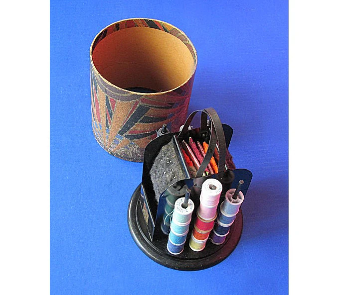 10s "ye Lantern" Sewing "baskette" Caddy with Modernist Metropolis Cover Design - Image 5