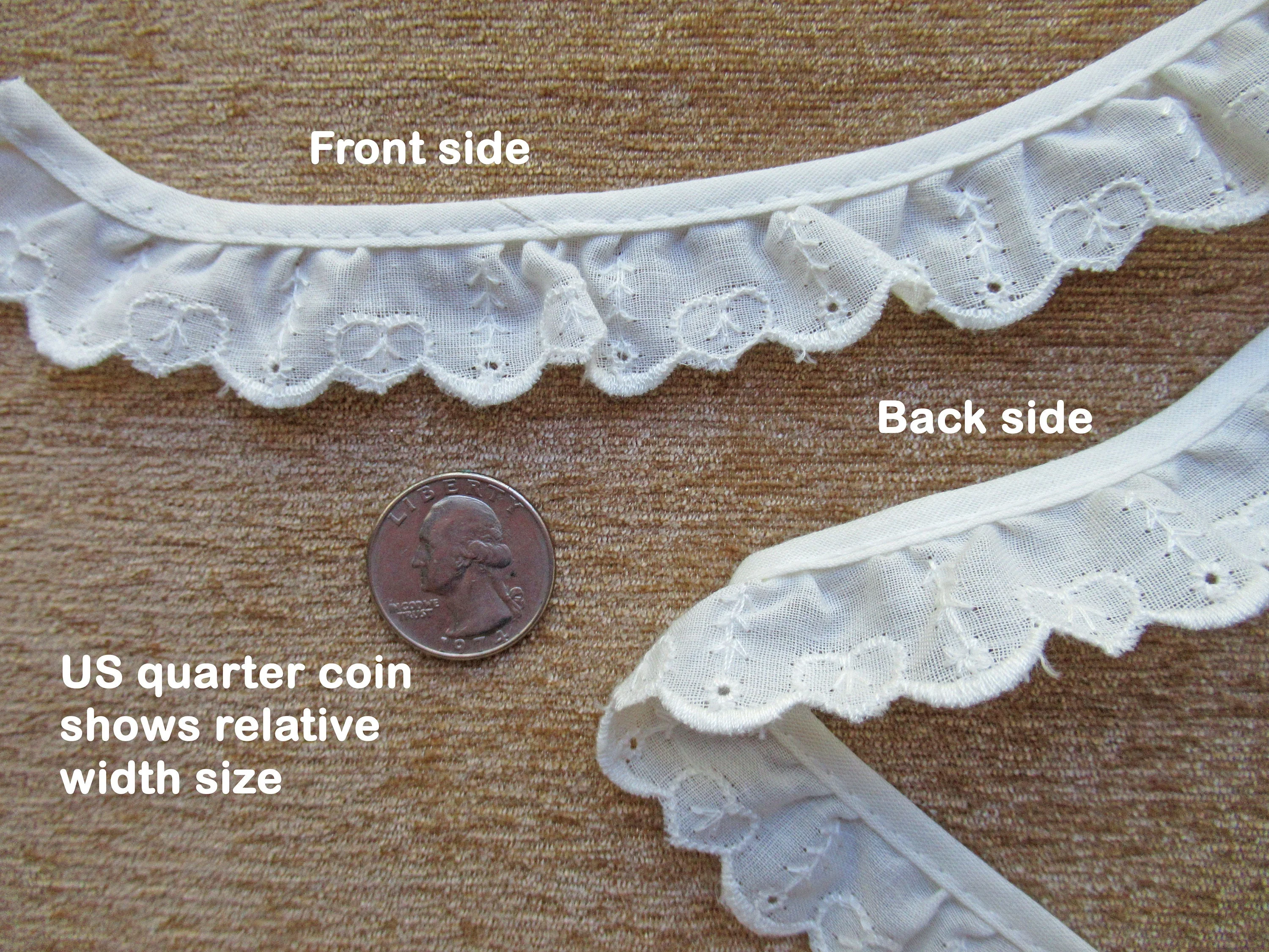 14 Plus Yards Softly Ruffled Lace Hearts and Arrows 3/4 Inch Wide White Lace, Scalloped Edge, Made In Philippines, Original Display, Nos - Image 4