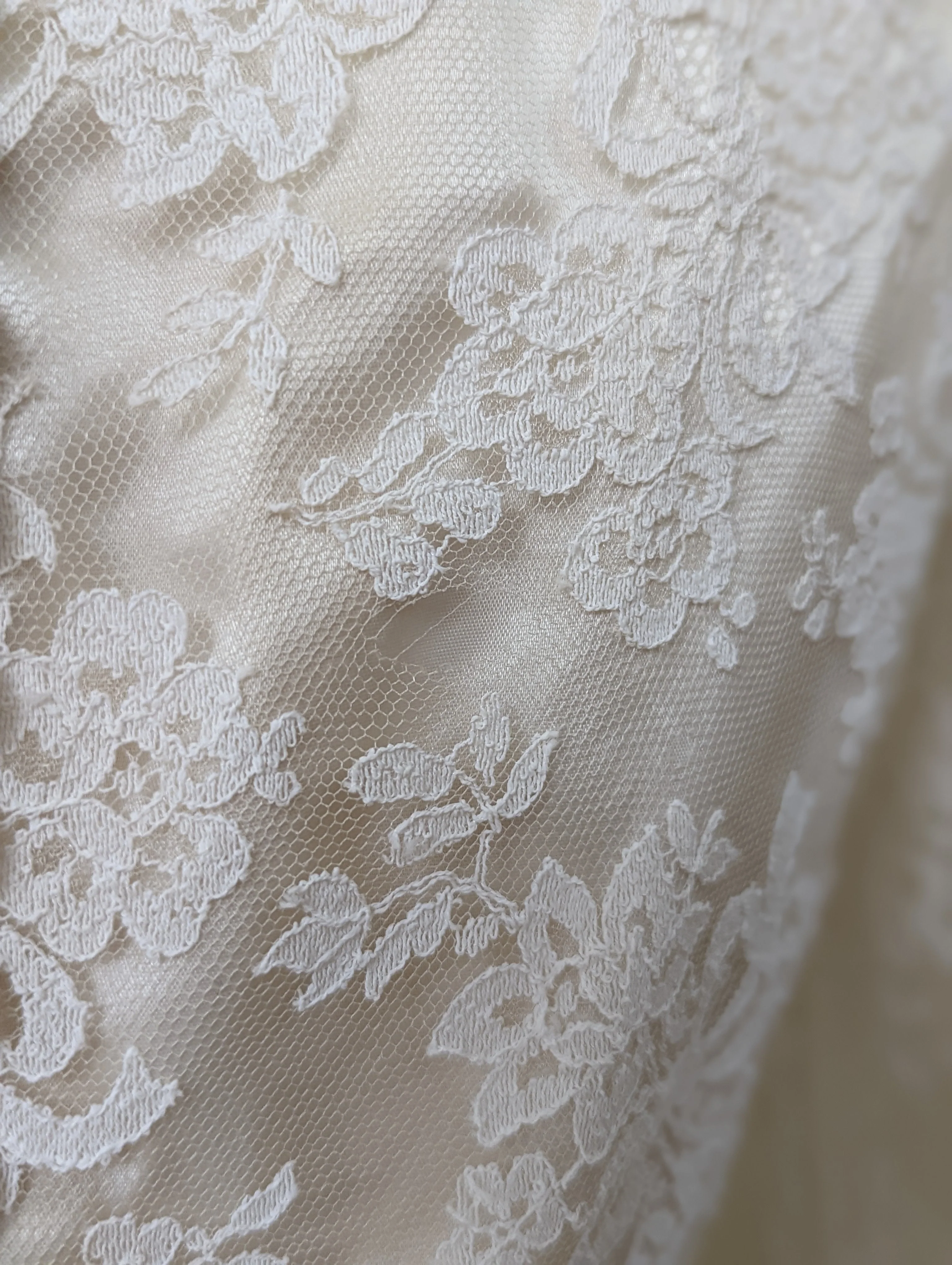 1954 Chantilly Lace and Tulle Long Sleeved Princess Style Wedding Dress In Soft White with Hand Beaded Glass Seed Pearl Heart Veil - Image 14
