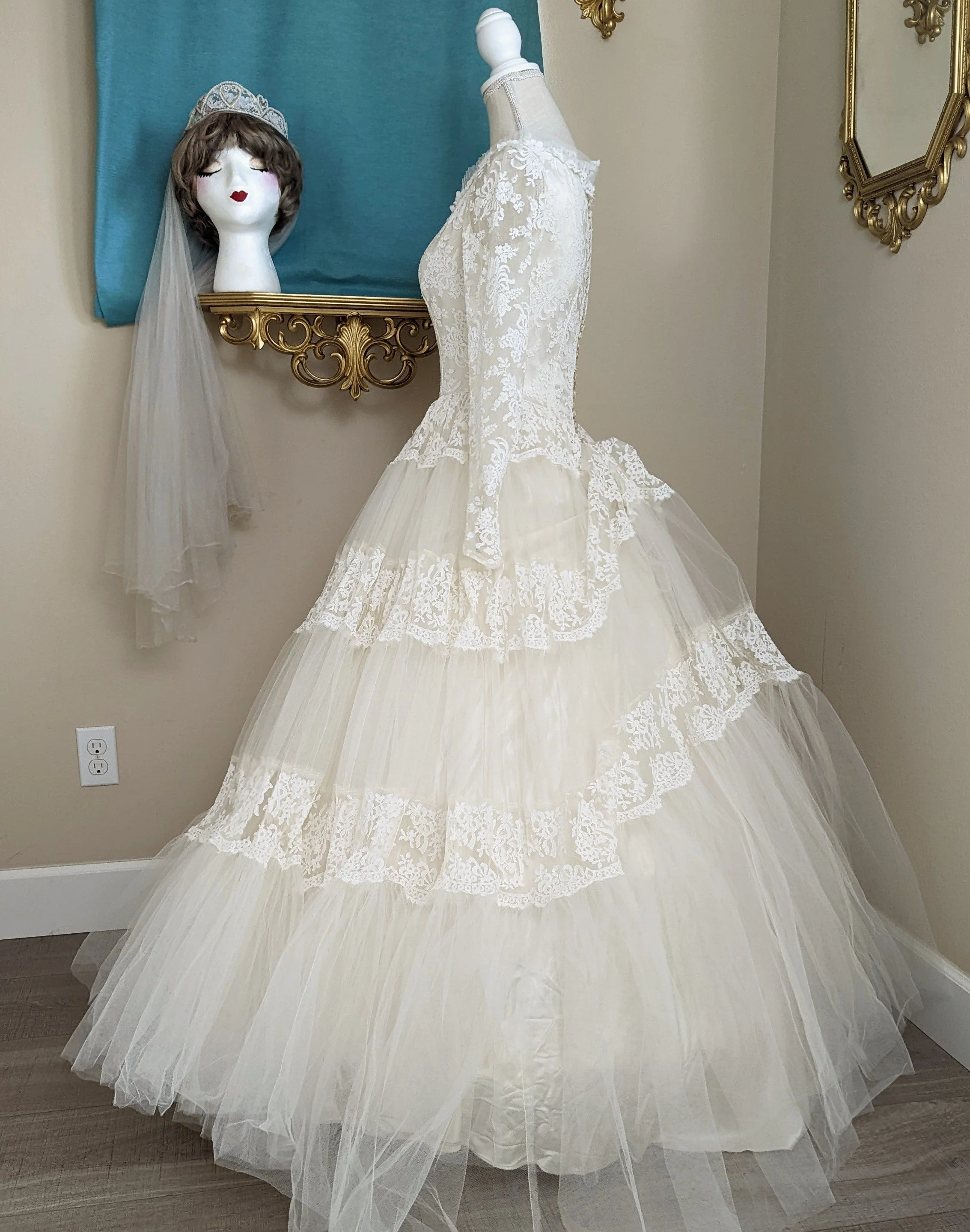 1954 Chantilly Lace and Tulle Long Sleeved Princess Style Wedding Dress In Soft White with Hand Beaded Glass Seed Pearl Heart Veil - Image 6