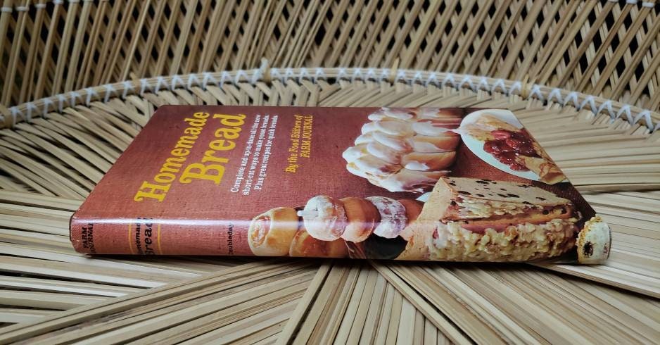 1969 Homemade Bread by The Food Editors Of Farm Journal - Image 3