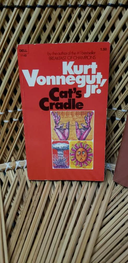 1976  Paperbacks Set of 2, Cat's Cradle and Welcome To The Monkey House by Kurt Vonnegut Jr - Image 2