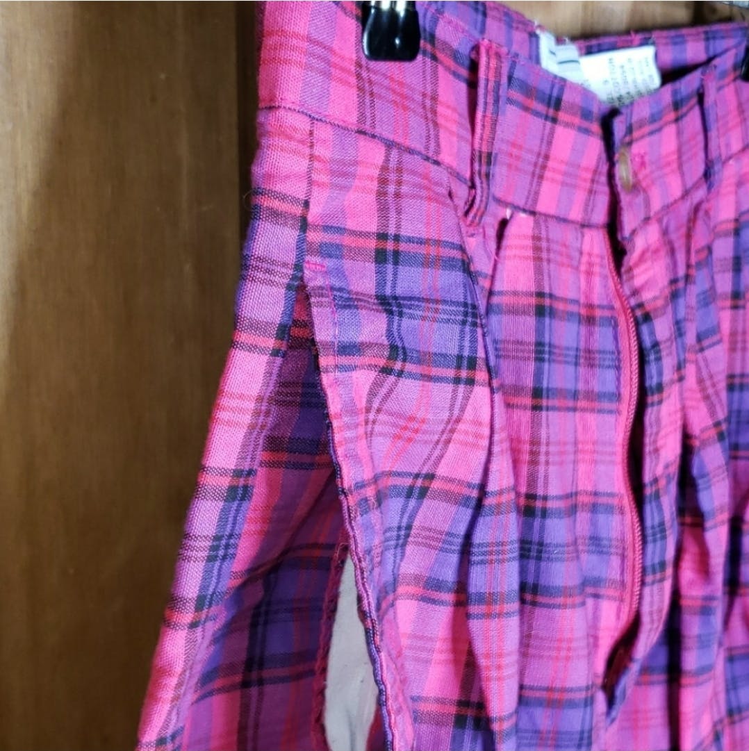 80’s Pink and Purple Plaid High Waisted Shorts by Palmetto's - Image 12