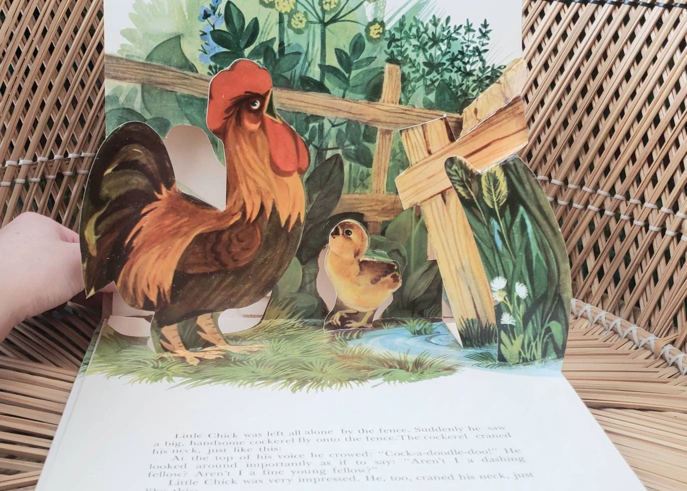 1982 Little Chick Pop-Up Book  Vintage Little Chick by Kornei Chukovsky - Image 7