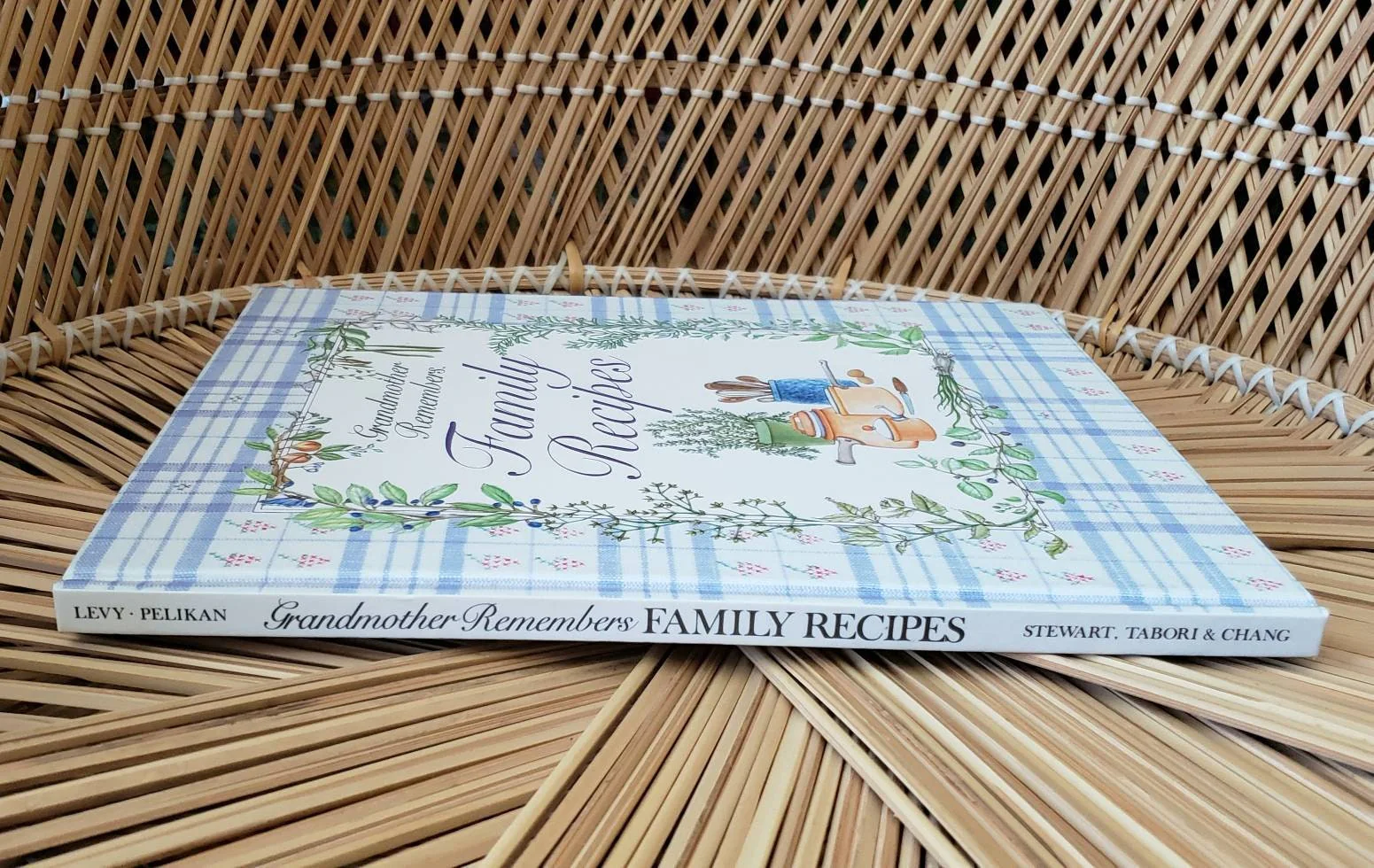 1984 Grandmother Remembers Family Recipes Book Gift for Grandma Hardcover by Marya Dalrymple - Image 9