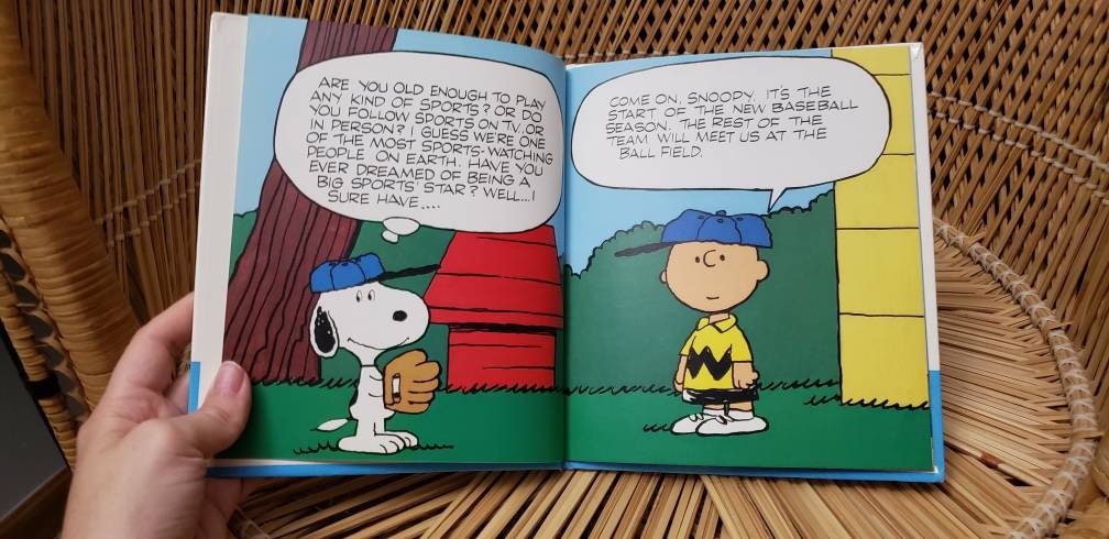 1986 Snoopy's Baseball Game The World of Snoopy Book - Image 4