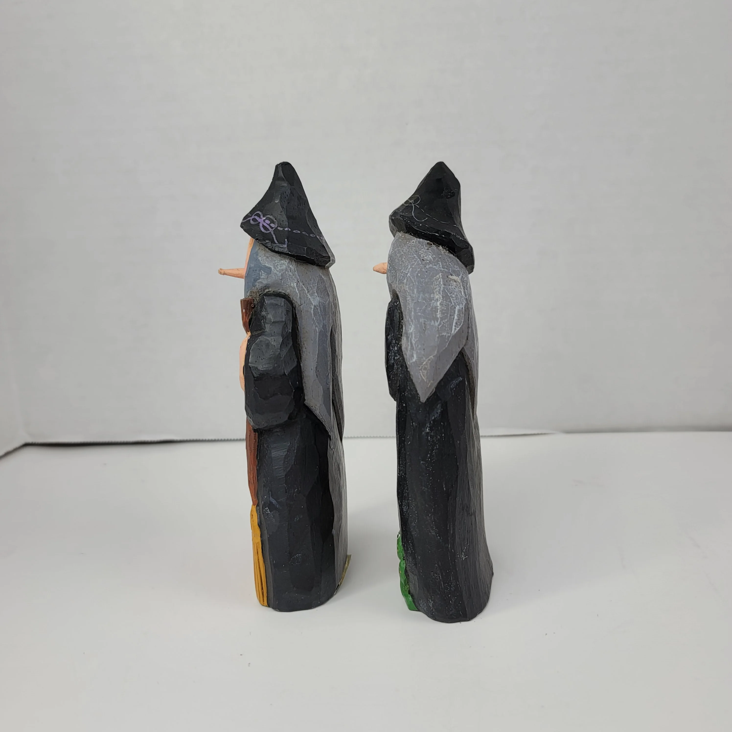 2 Midwest Halloween Witch Figures Eddie Walker By Midwest of Cannon Falls - Image 3