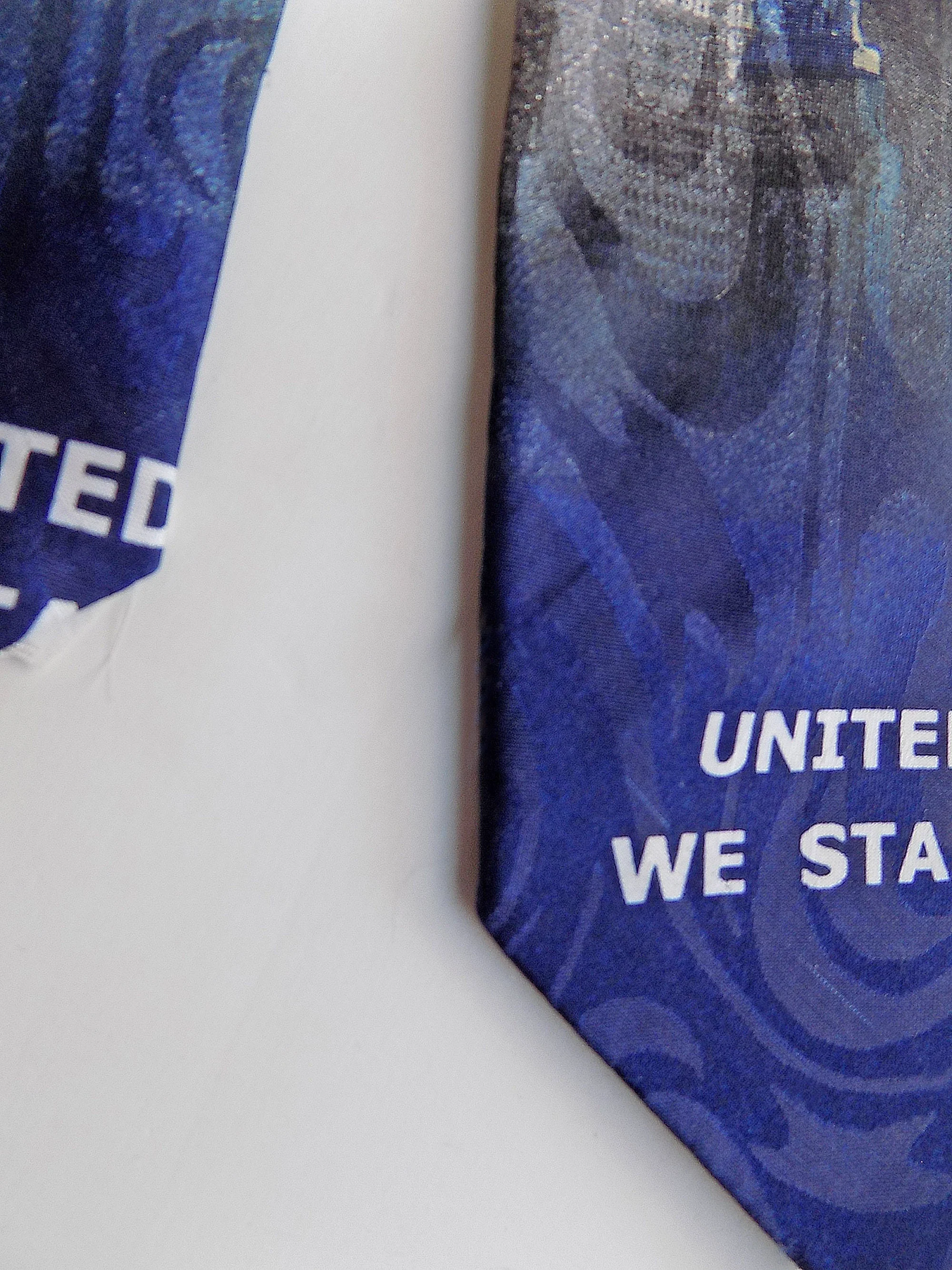 2011 United We Stand Twin Tower Necktie Cravat Blue Fratello Hand Made Made In Korea First Responders Ground Zero Poly - Image 7
