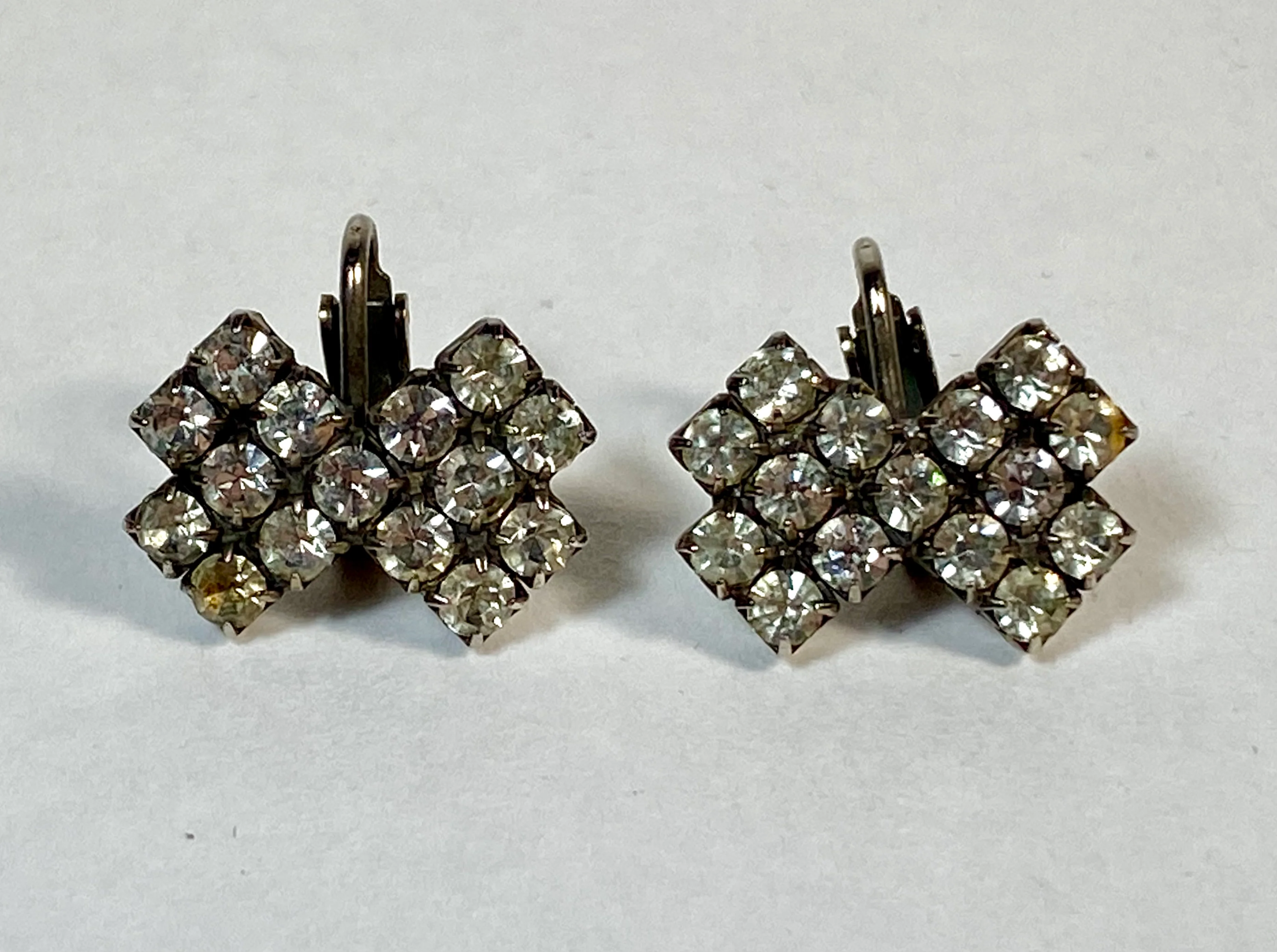 20s/30s Art Deco Bow Shaped Rhinestone Clip-on Earrings - Image 6
