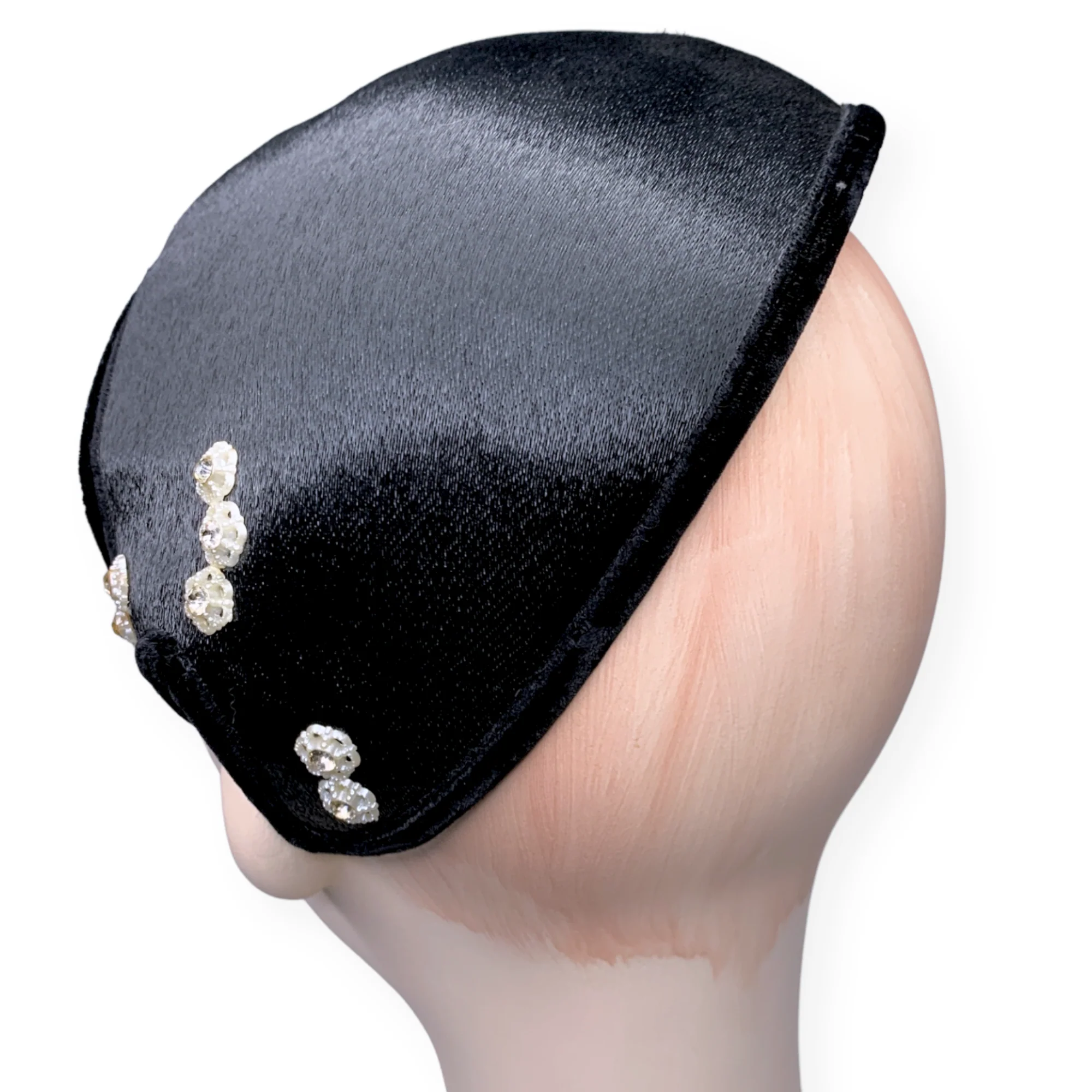 20s/30s Black Slick Shiny Art Deco Skull Cap Cocktail Hat - Image 7