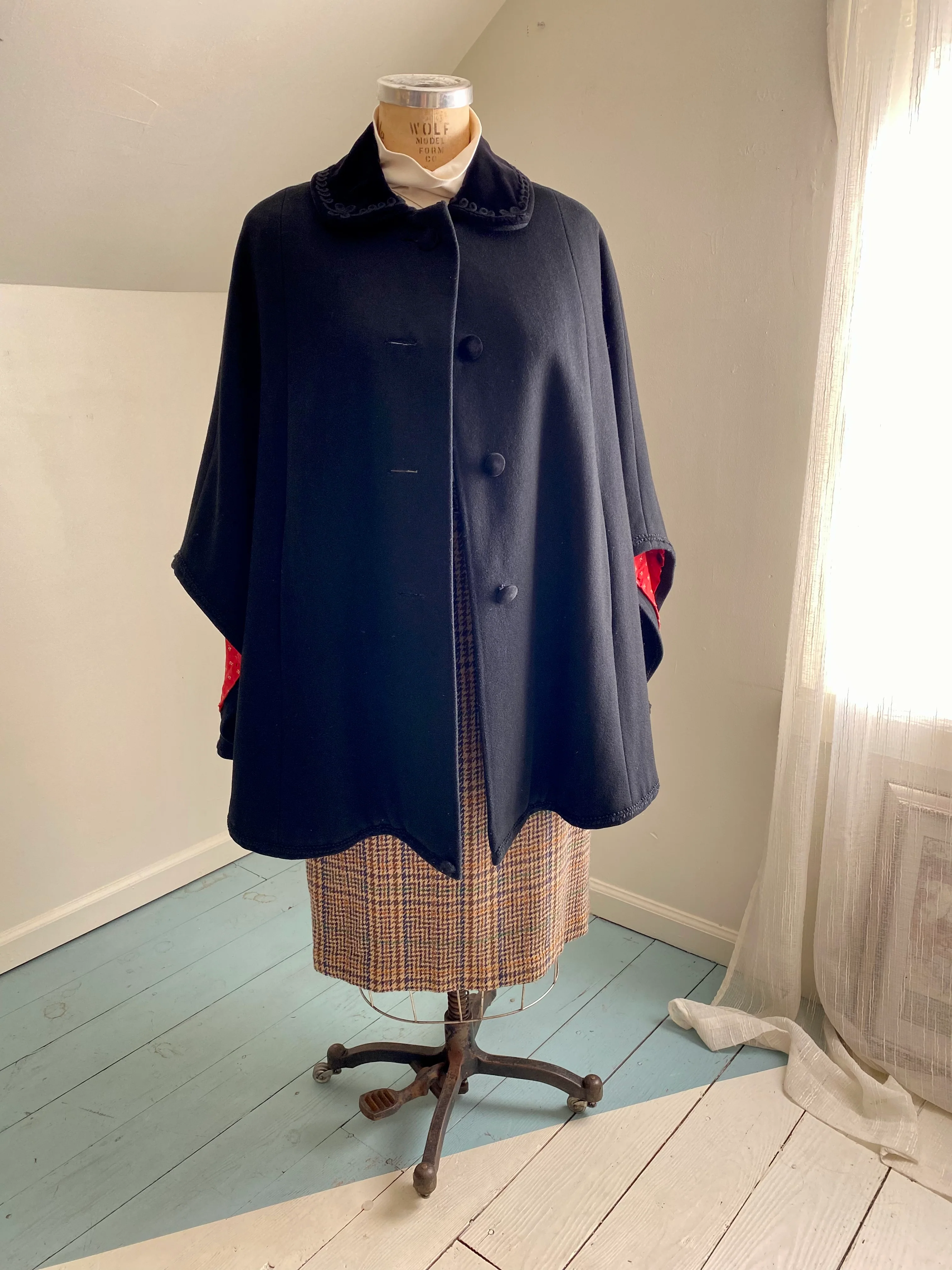 20s/30s Style Wool Mohair Blend Cape With Velvet Collar By Loden - Image 5