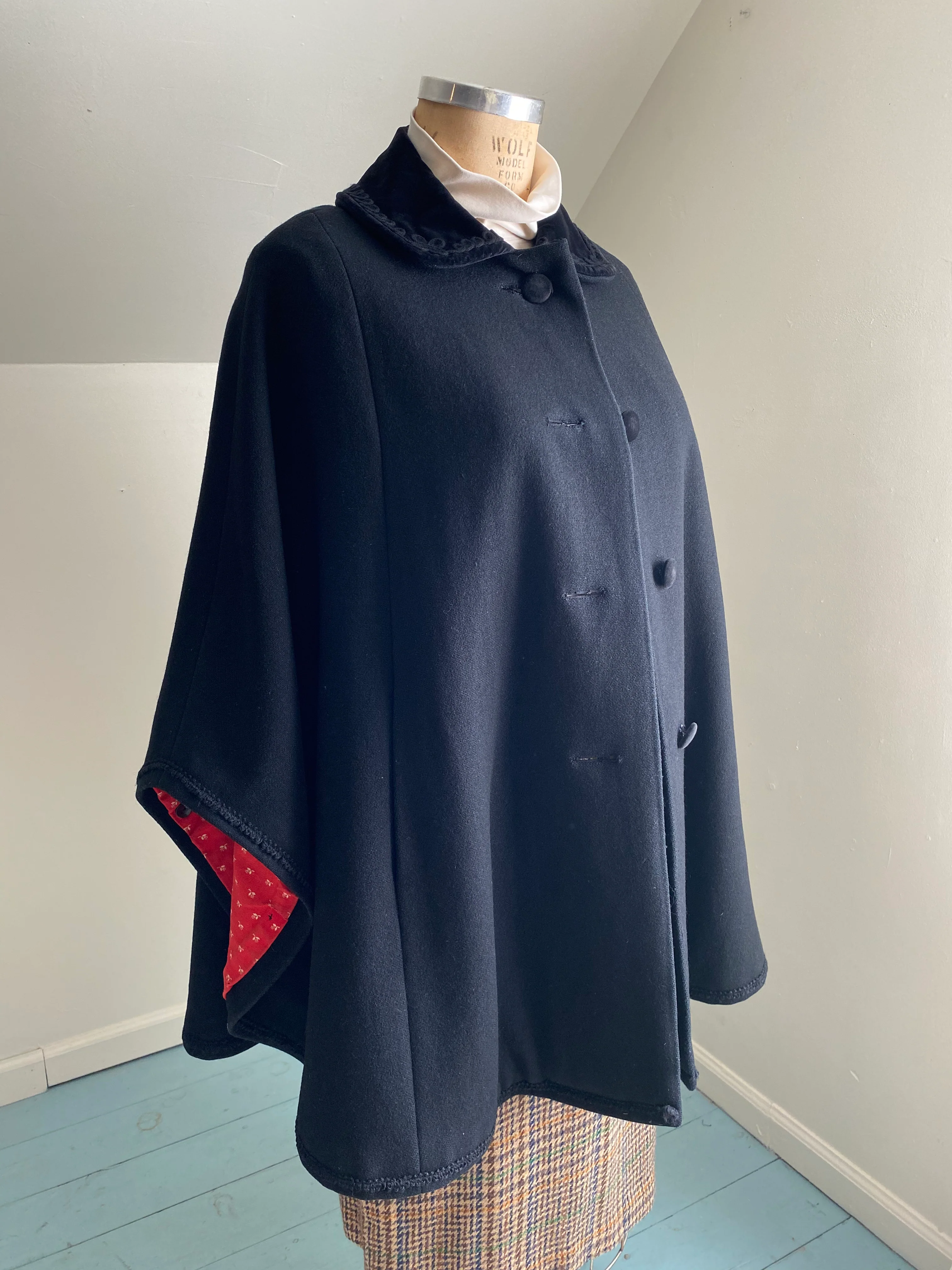 20s/30s Style Wool Mohair Blend Cape With Velvet Collar By Loden - Image 6