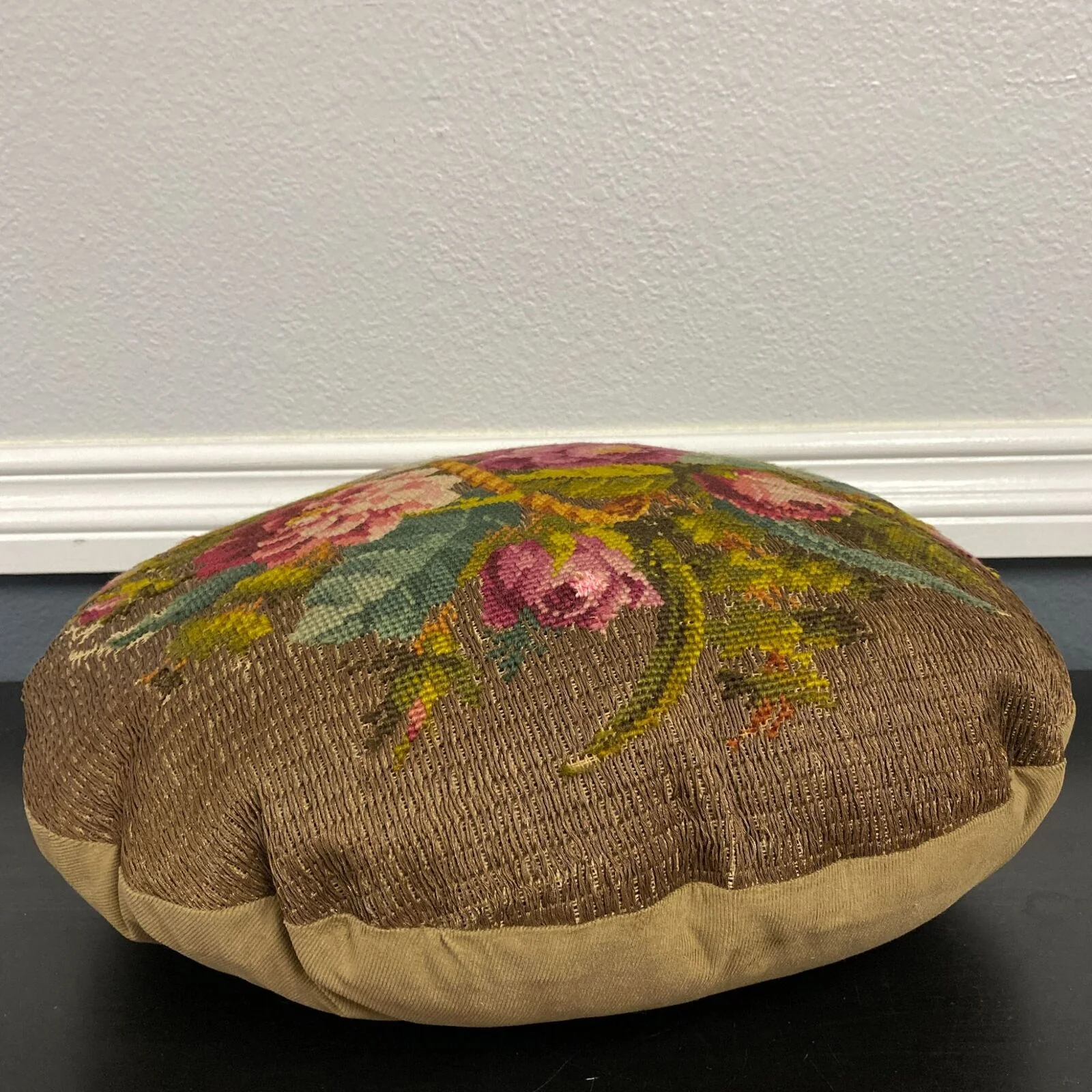 20s Needlepoint Metallic Thread Floral Pillow Flower - Image 5