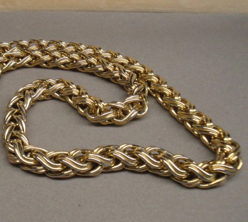 24 Inch Long Necklace Braided Style Gold Tone Metal Chain Link Necklace Classic In Terrific Condition Unsigned Spring Ring Type Clasp - Image 7