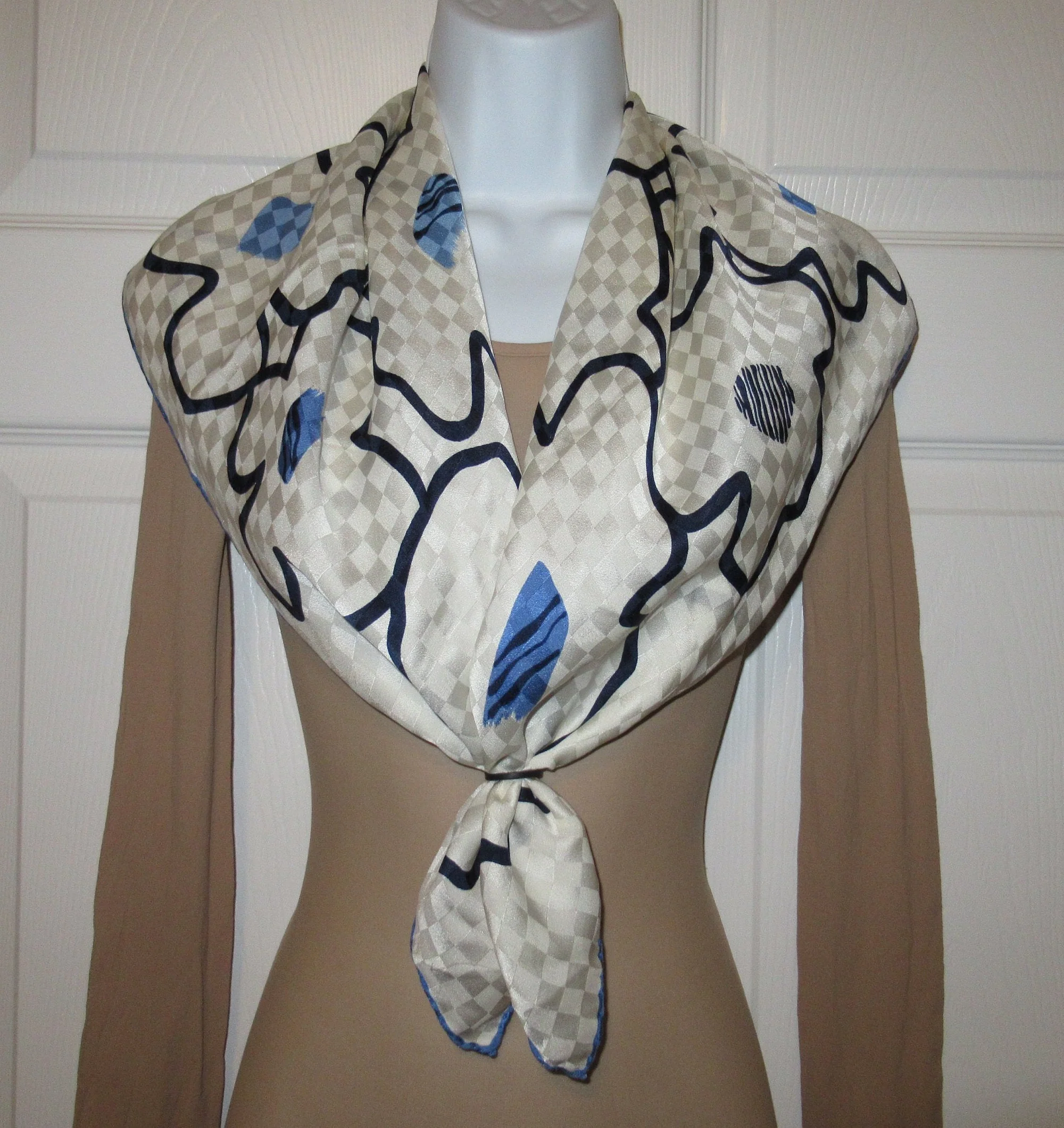 29 Inch Square Silk Scarf Made In Italy, Pop Art Floral On White, Black, Blue Outlines On Checkerboard Background, Fabulous Vintage Design! - Image 10