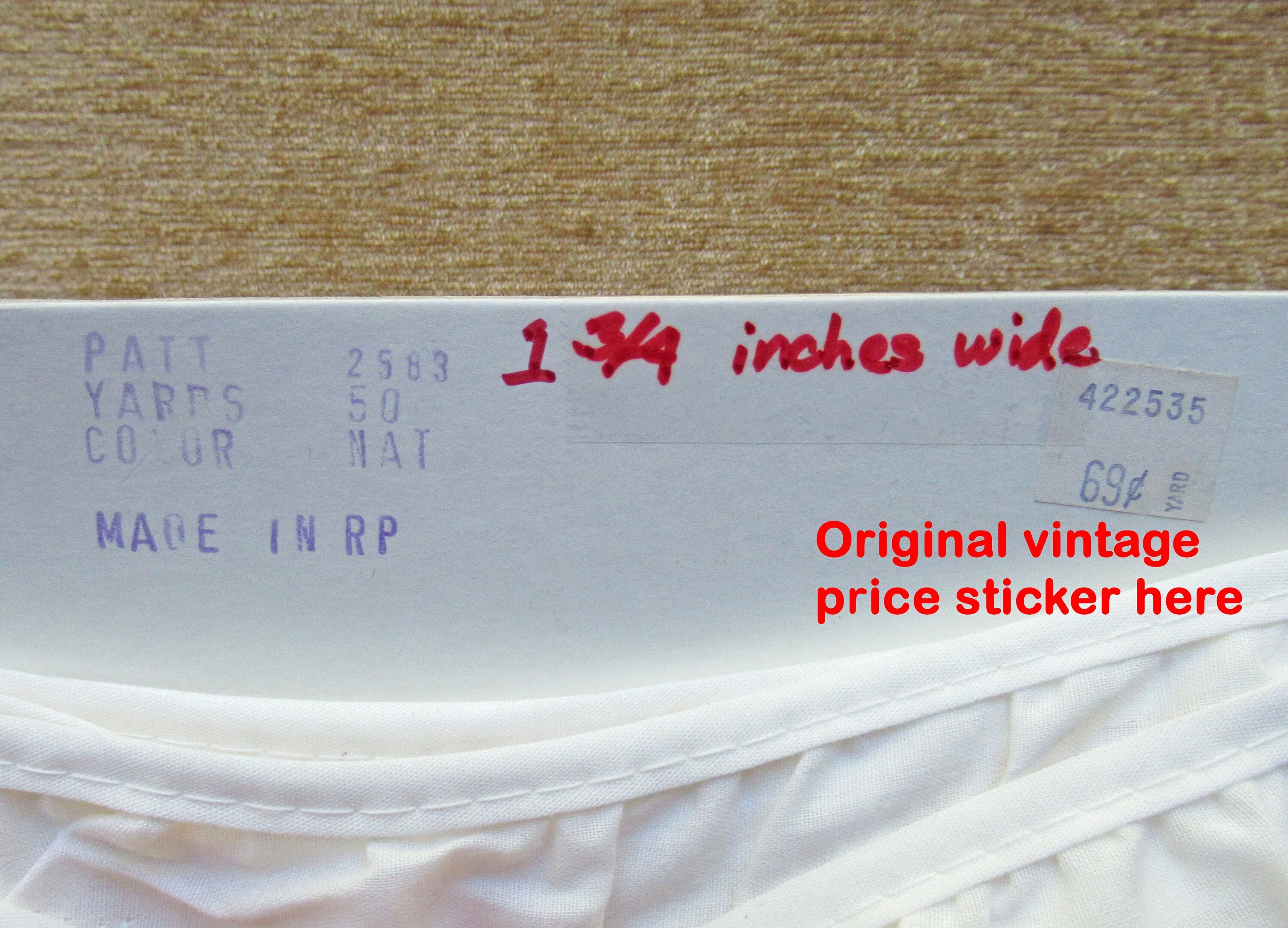 30 Yards Nos Ruffled Lace 1 and 3/4 Inch Wide, Scalloped Edge, White Floral Softly, Made In Philippines, Uncut On Original Cardboard Roll - Image 8