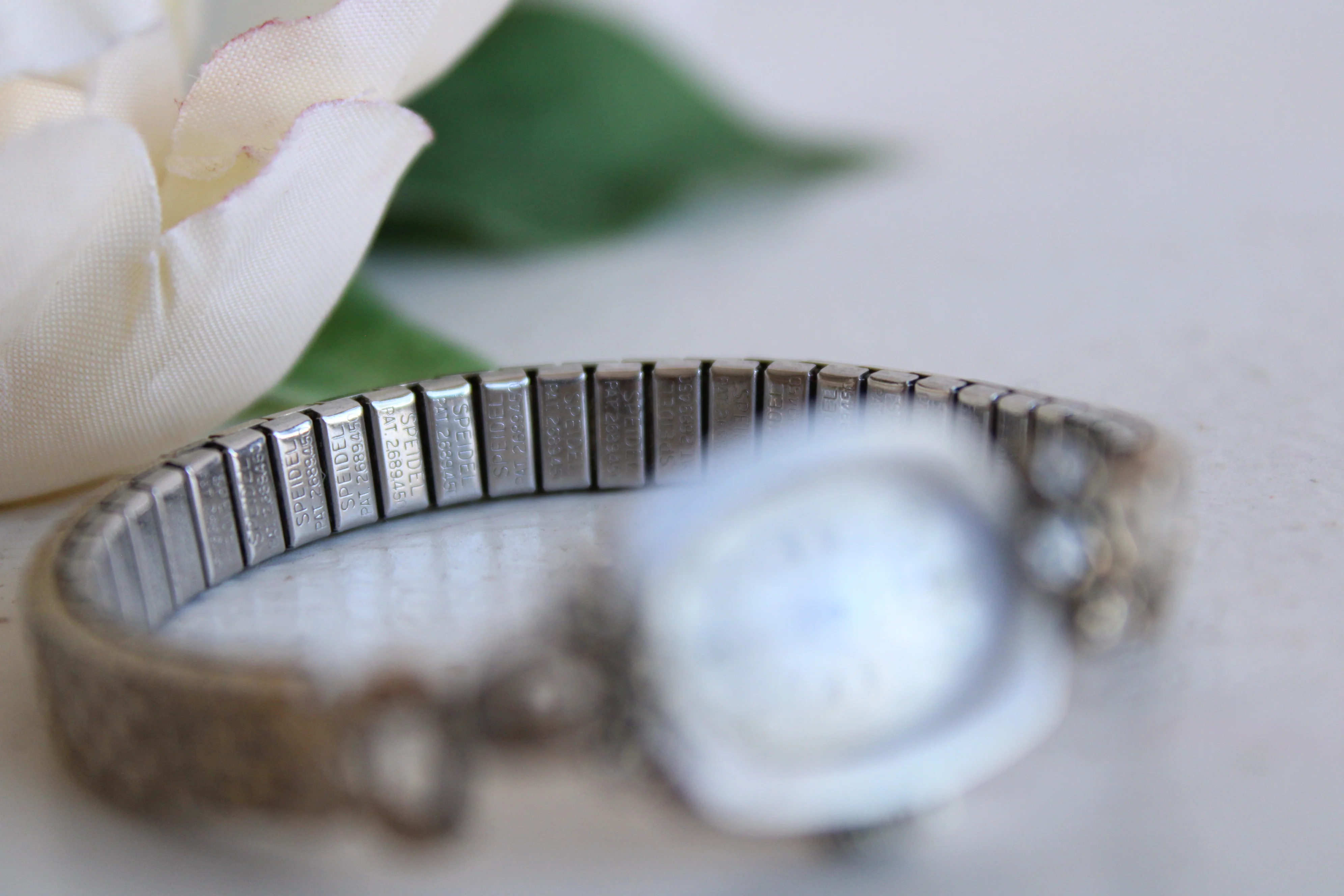 30s/40s 14k Gold Art Deco Wrist Watch By Benrus - Image 9