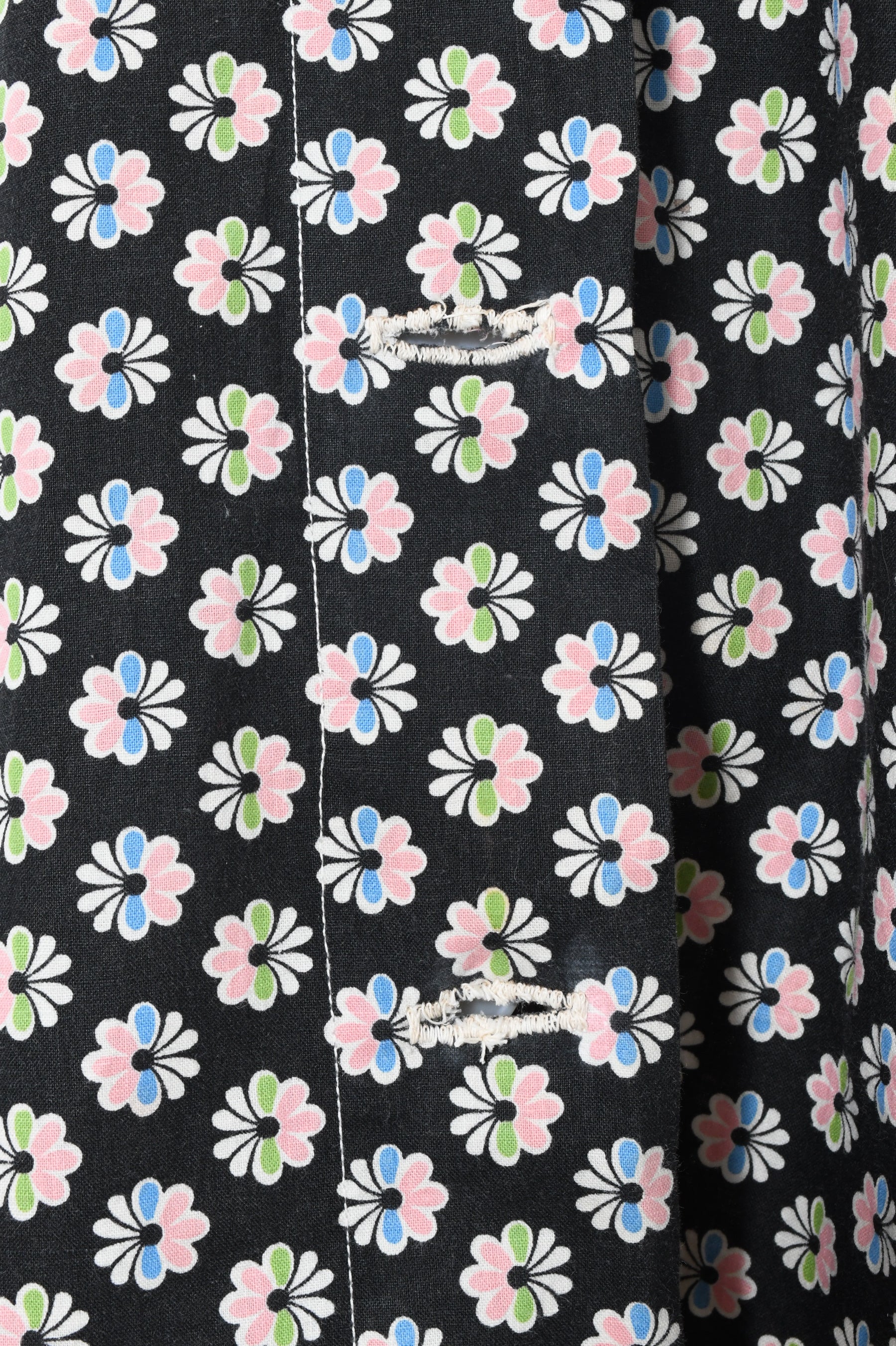 30s/40s Black Floral Button Front Volup Dressing Gown Robe - Image 12