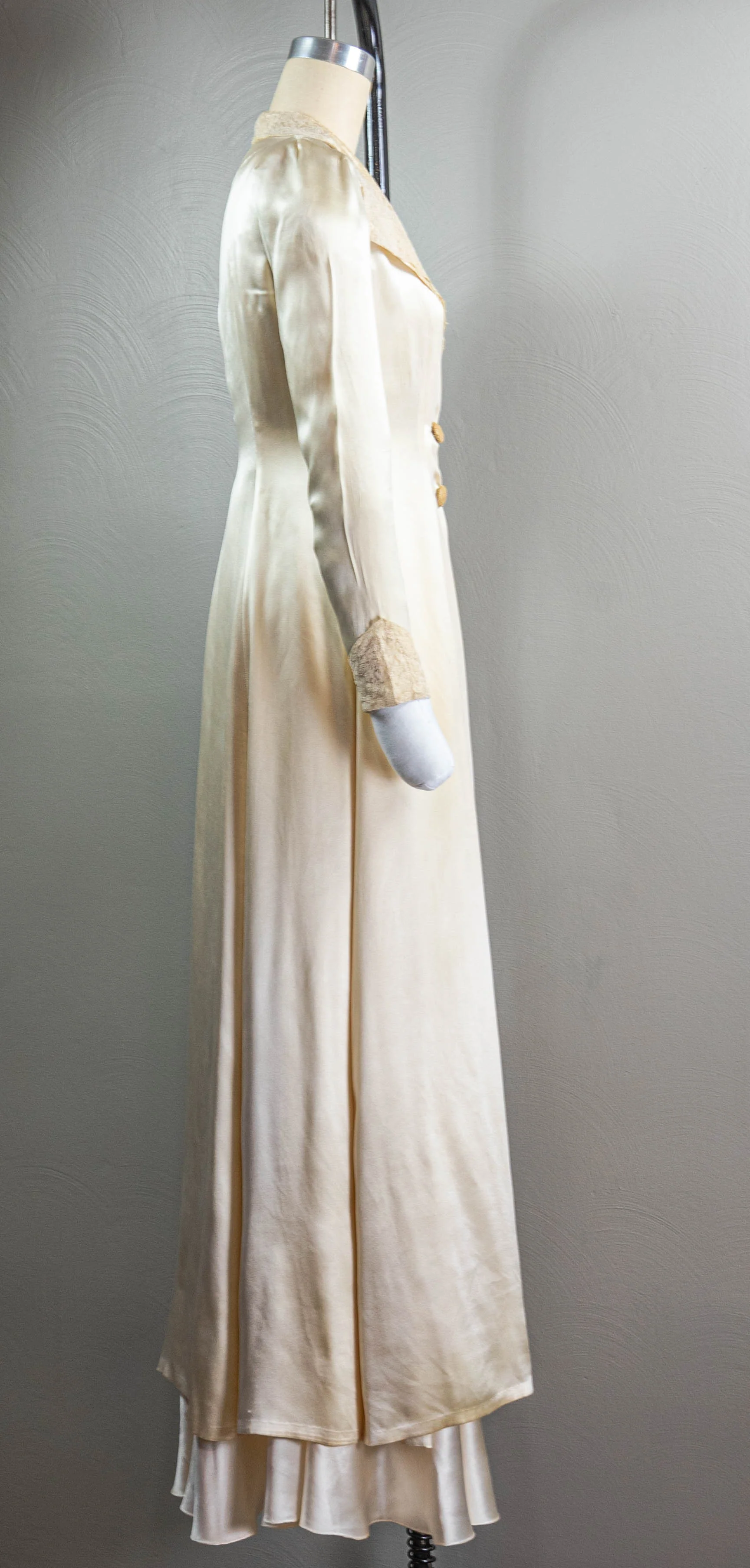 30s/40s Cream Silk Satin Trench Styled Peignoir Robe Lace - Image 5