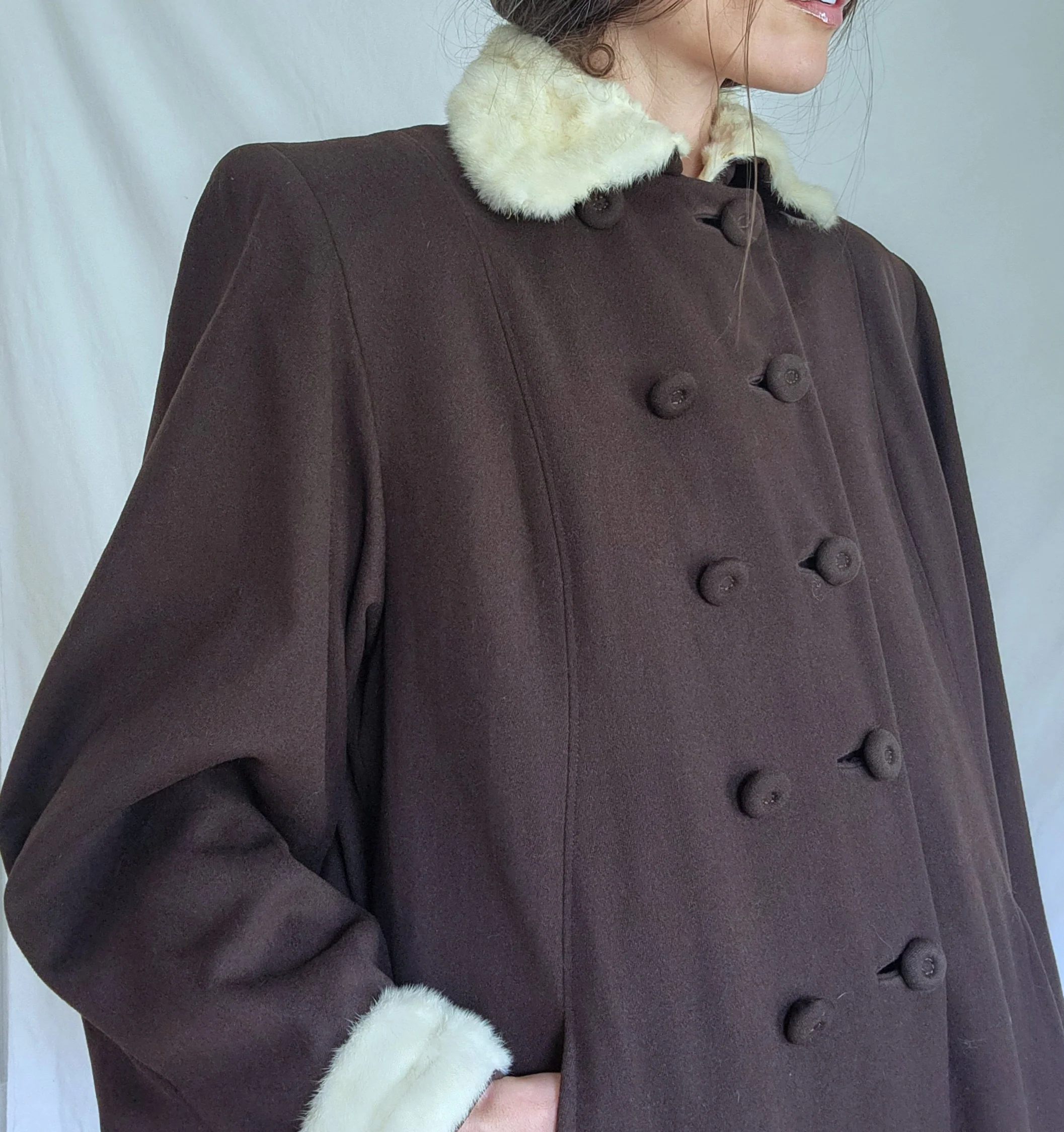30s/40s Double Breast Fur Trim Long Brown Wool Swing Coat By Laro Co. - Image 11