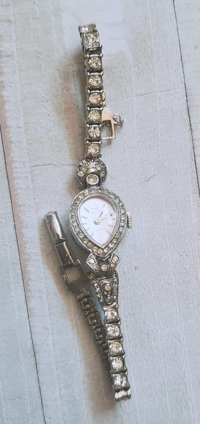30s/40s Exquisite Platinum Diamond Art Deco Wrist Watch By Croton - Image 12