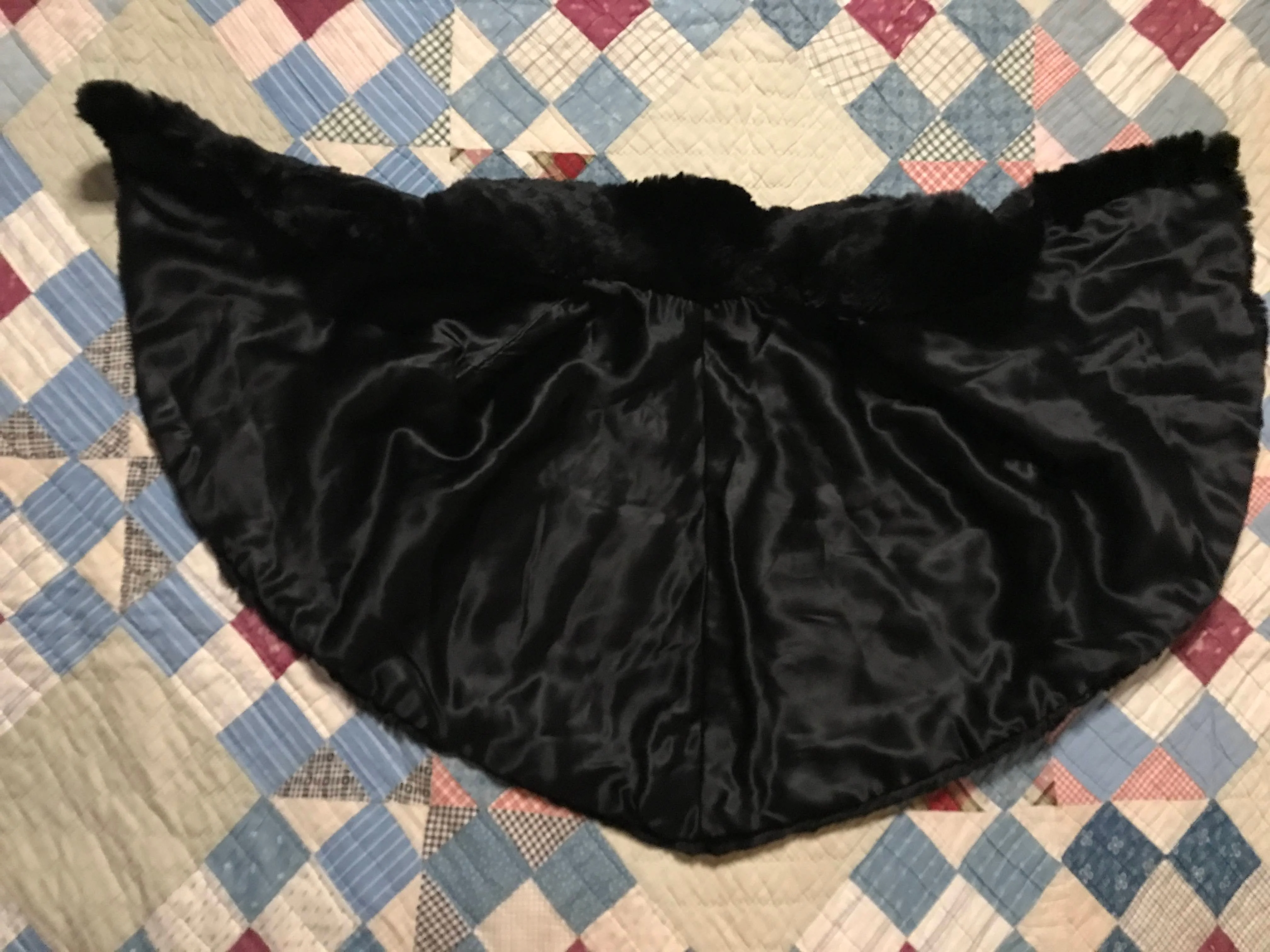 30s/40s Genuine Fur Cropped Bolero Art Deco Opera Capelet - Image 5