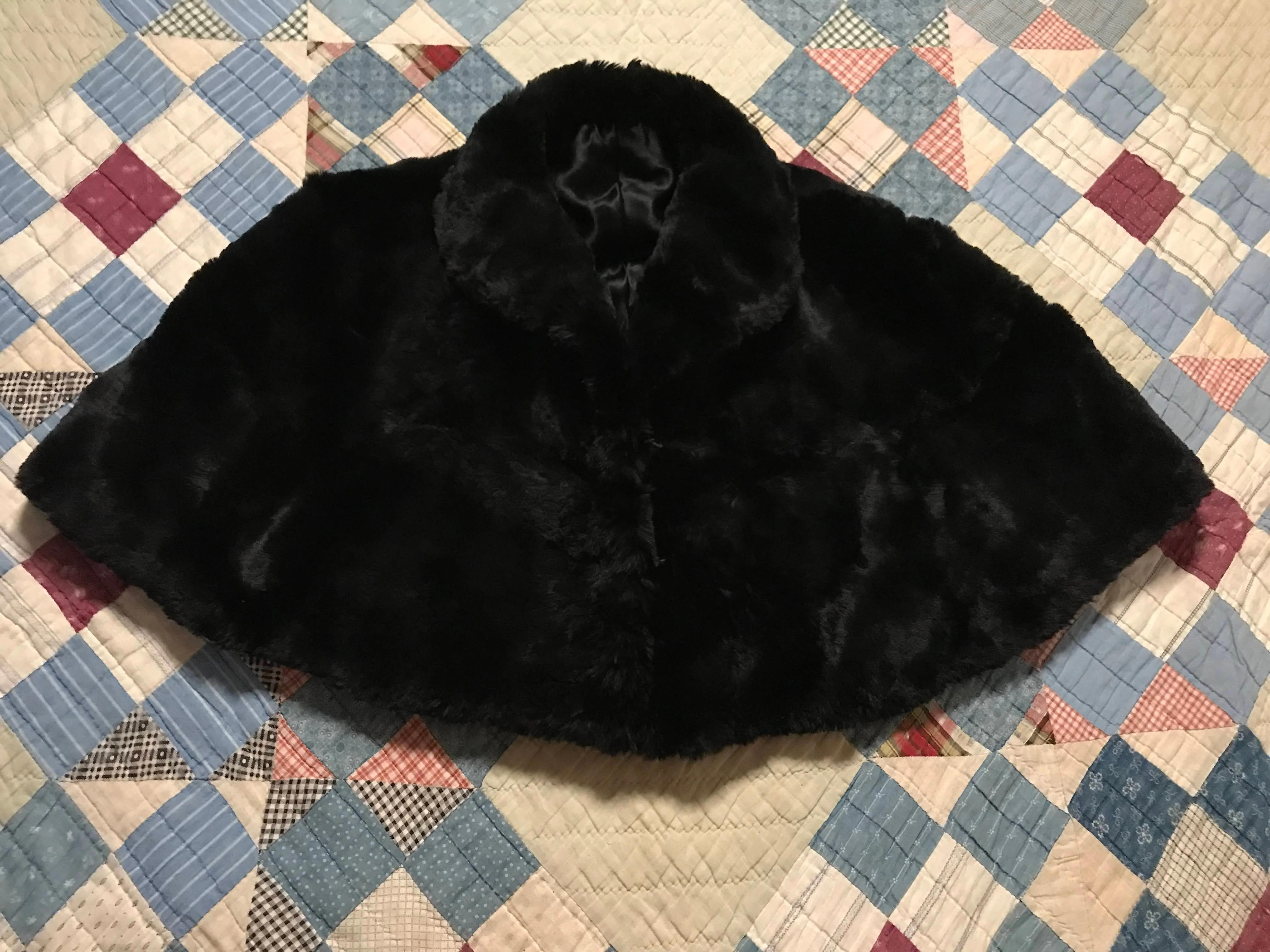 30s/40s Genuine Fur Cropped Bolero Art Deco Opera Capelet - Image 7